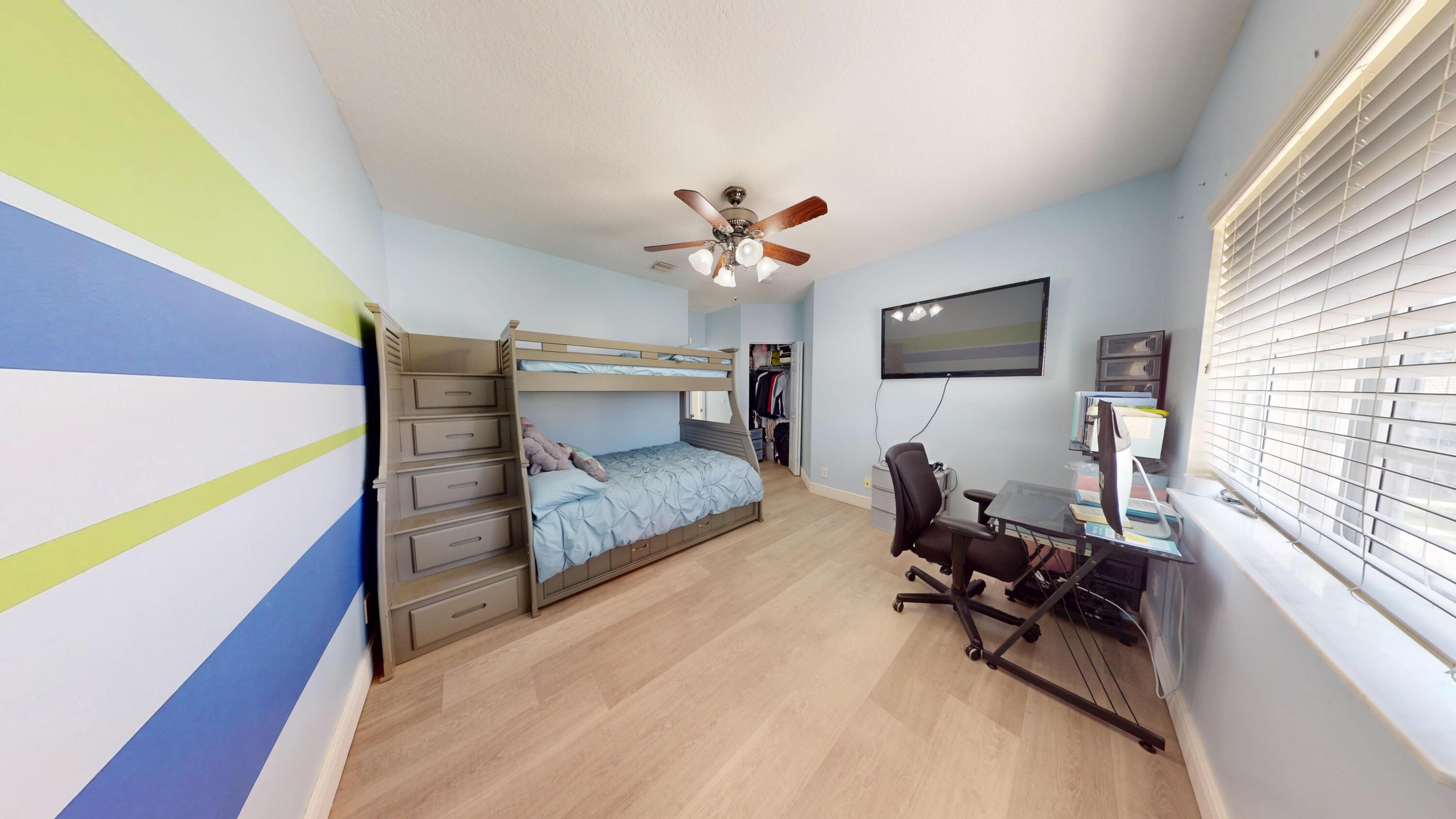 8586 White Cay Property Photo 35