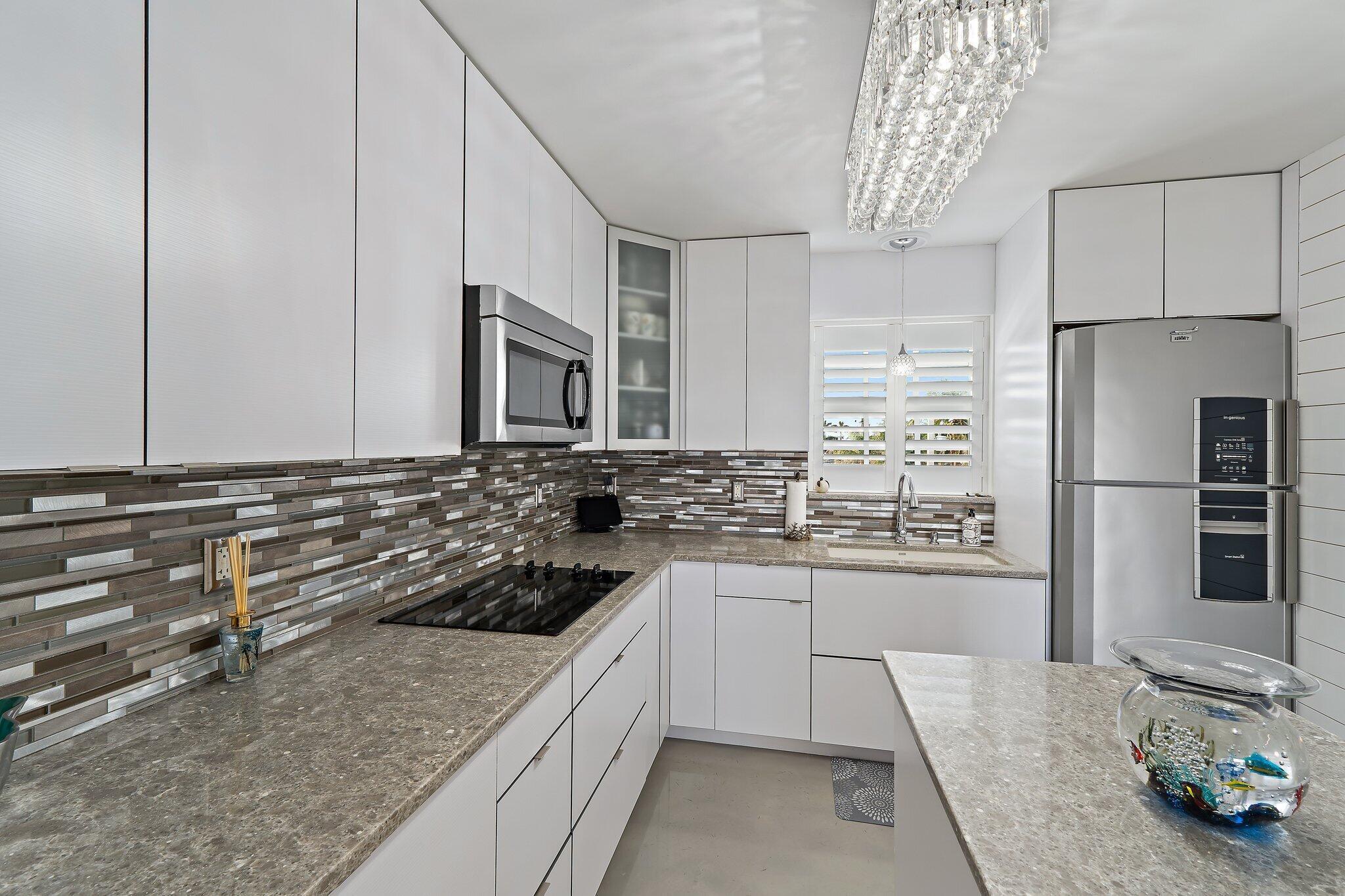 100 Waterway Road E305 Property Photo 20