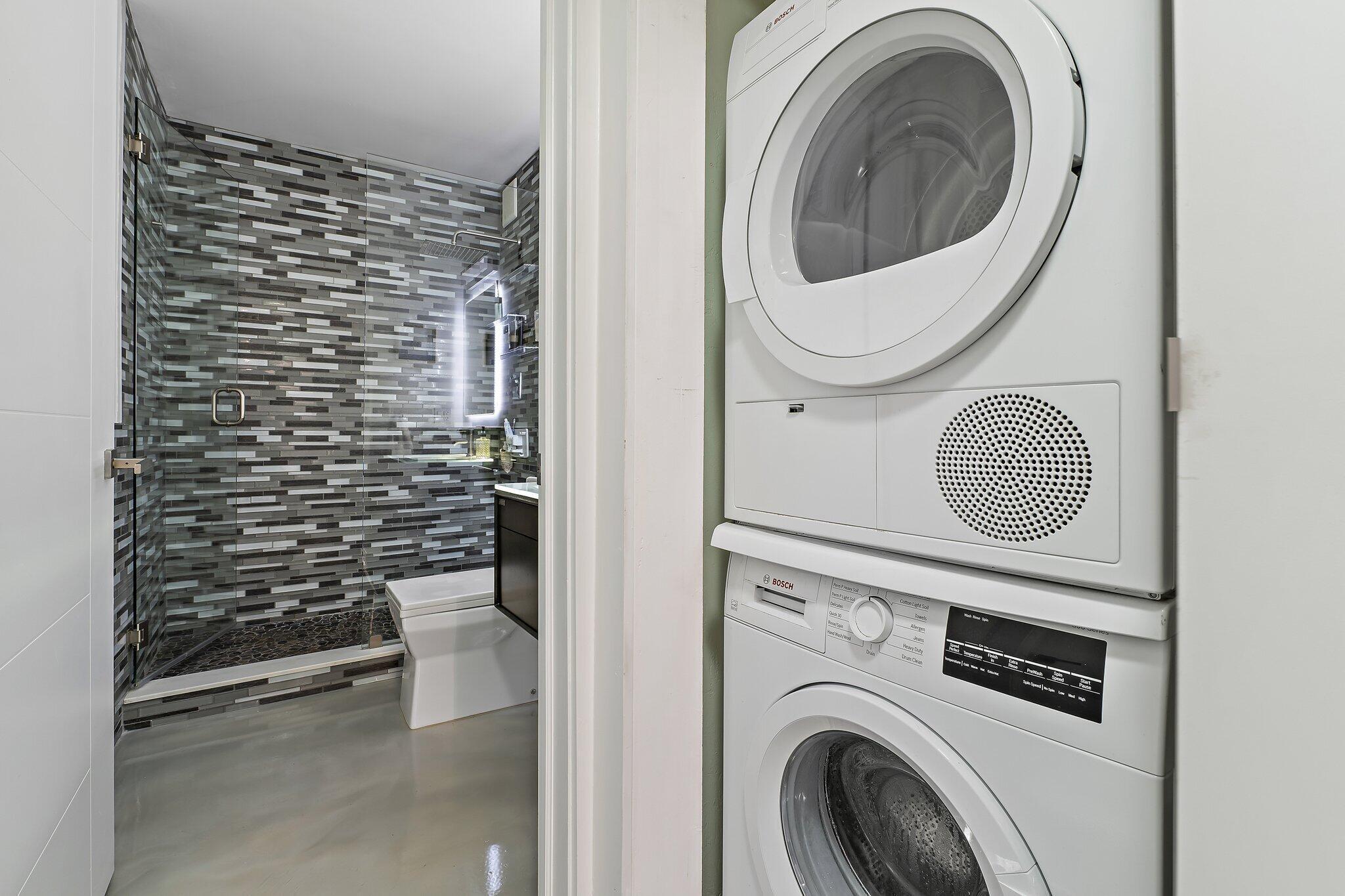 100 Waterway Road E305 Property Photo 33