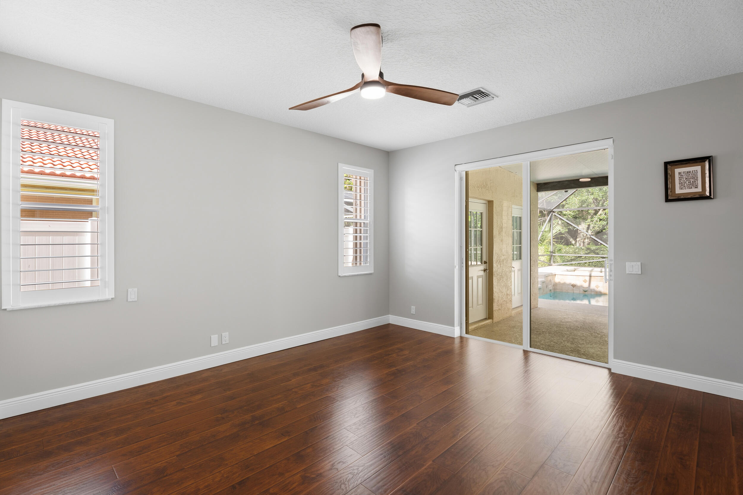 126 Hidden Hollow Drive Property Photo 33