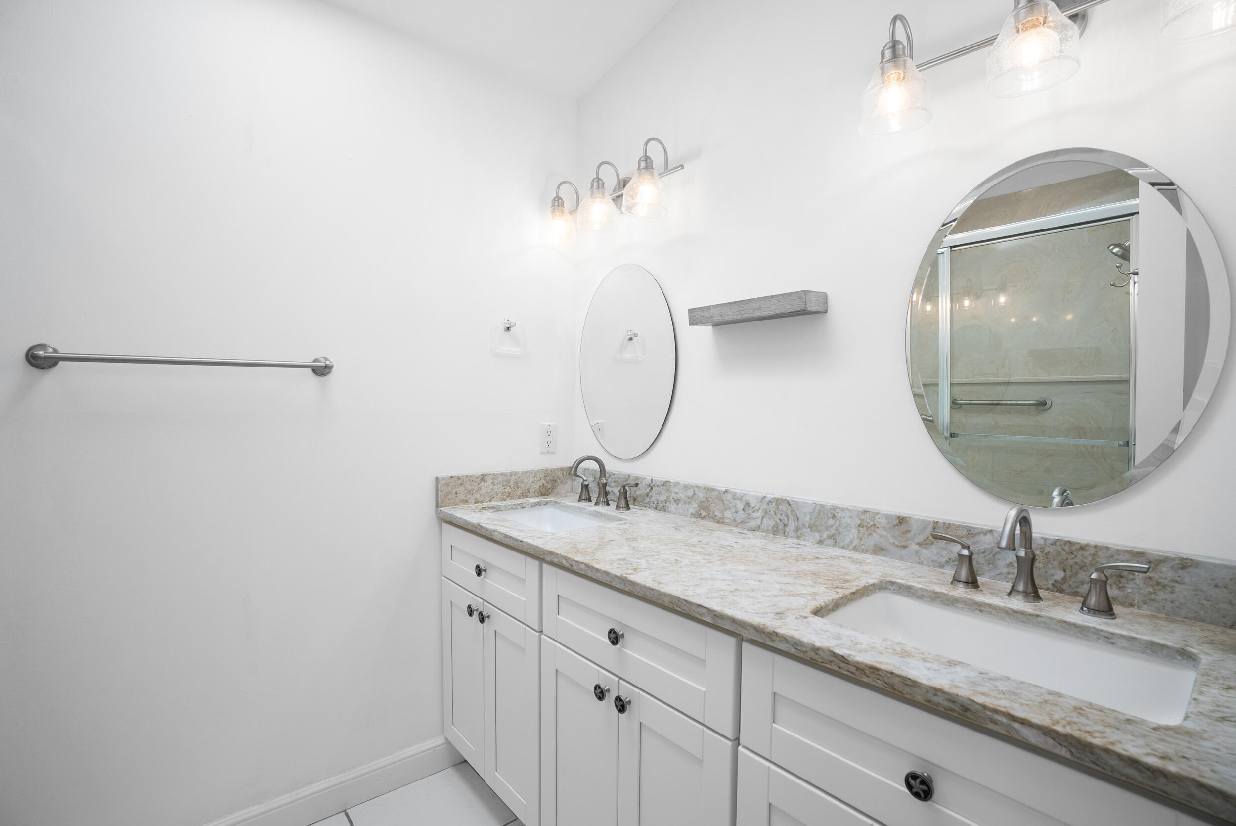 2735 Sw Mariposa Circle Property Photo 15