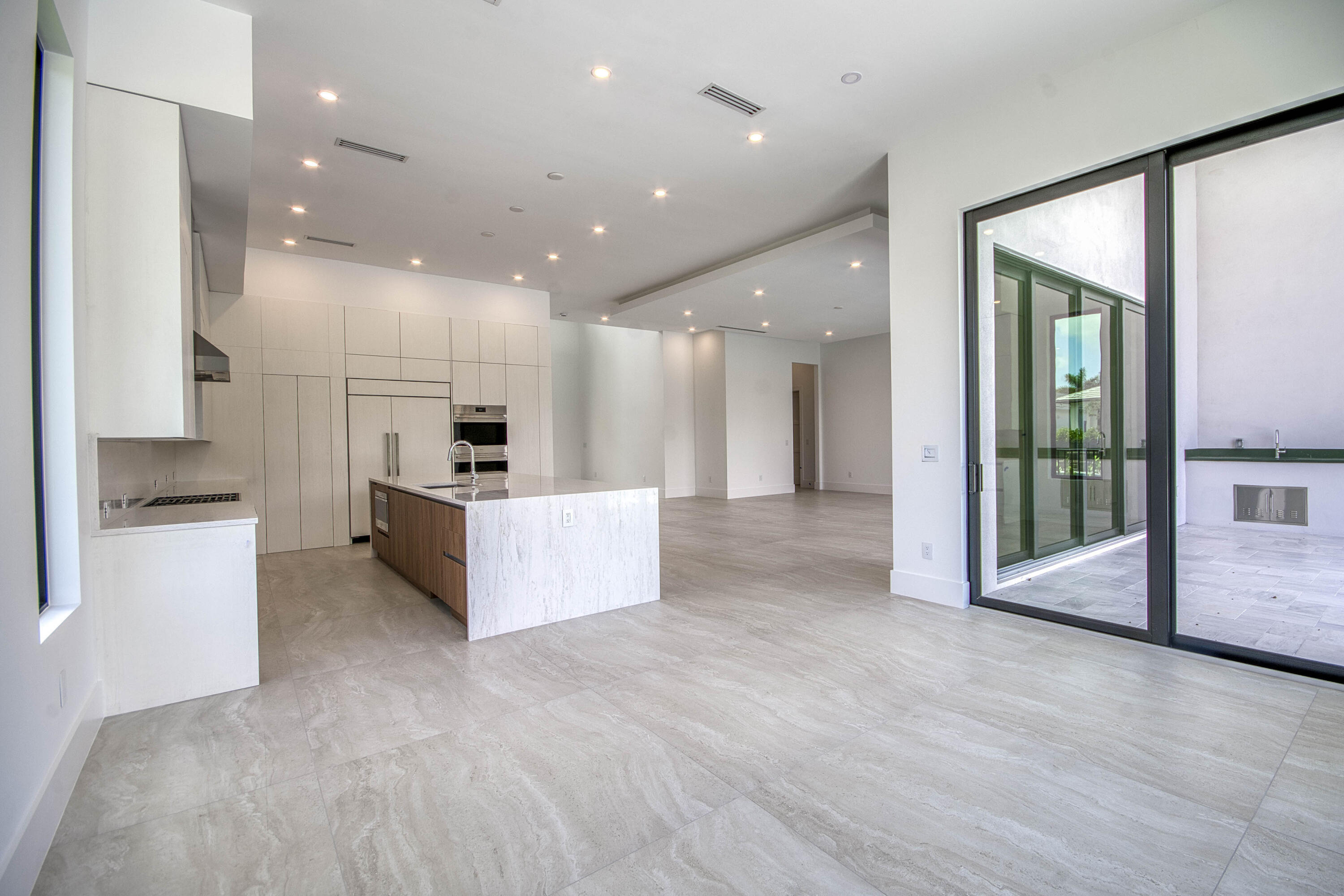 18409 Symphony Court Property Photo 13