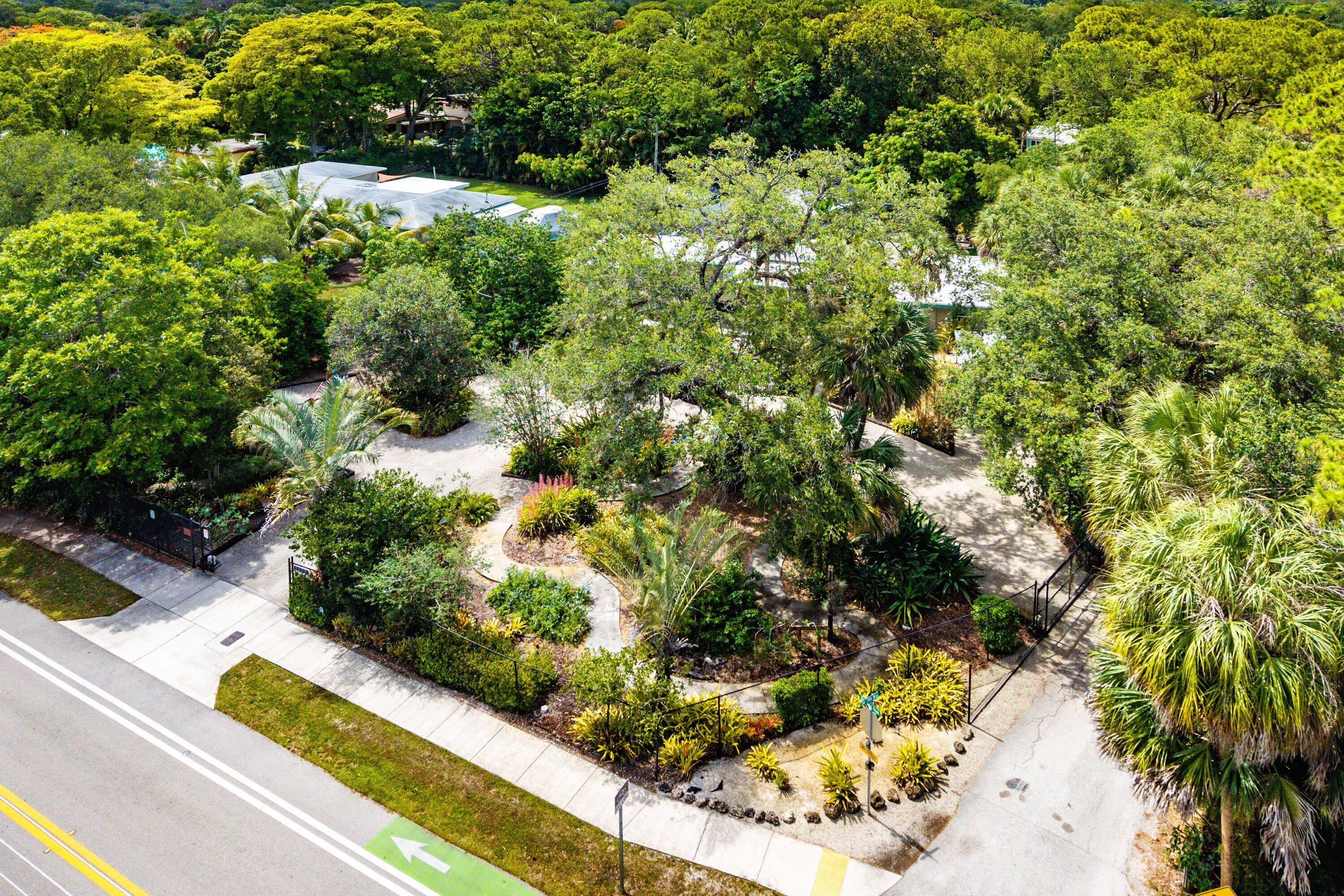 2873 Riverland Road Property Photo 3