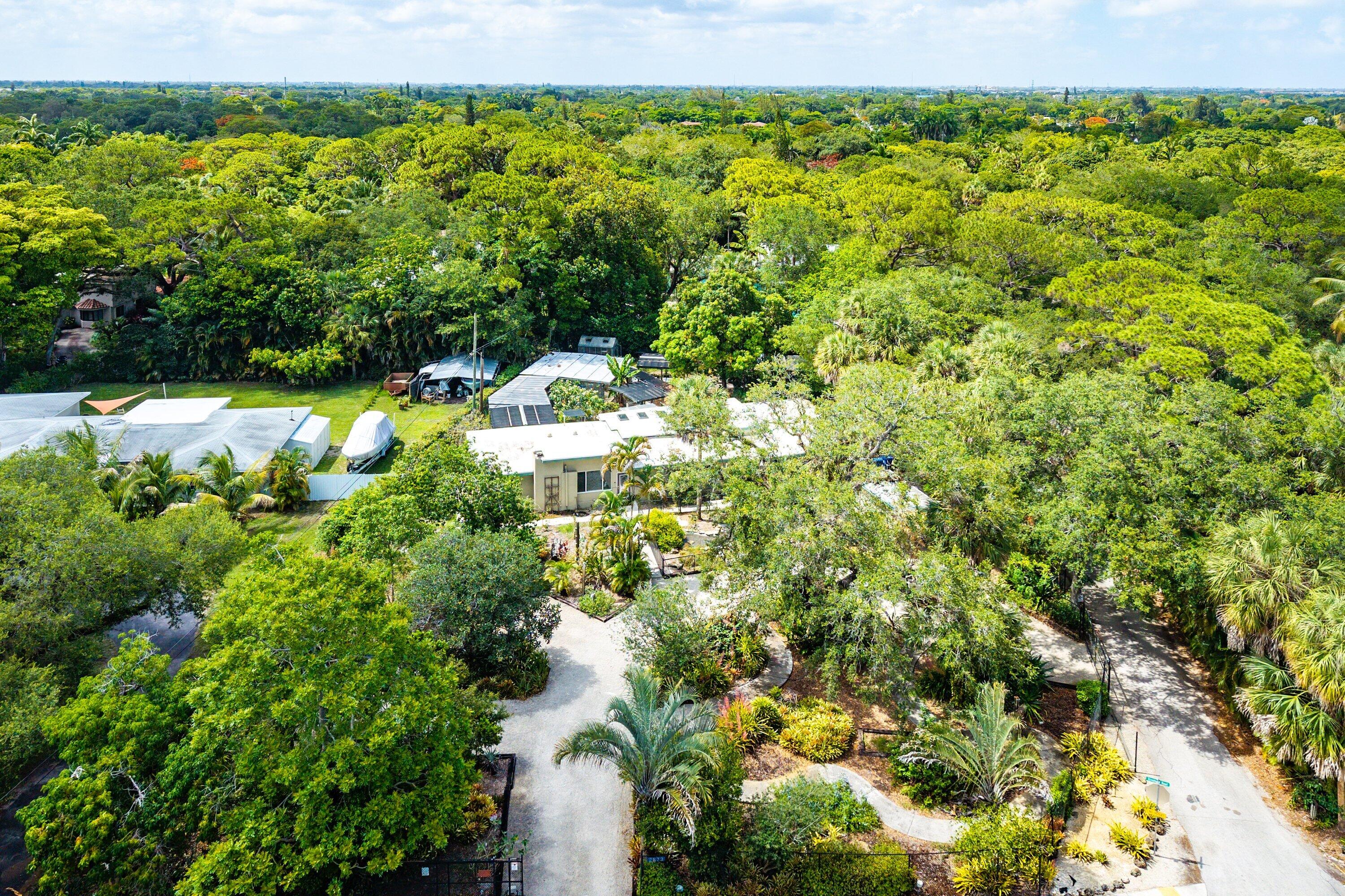 2873 Riverland Road Property Photo 4