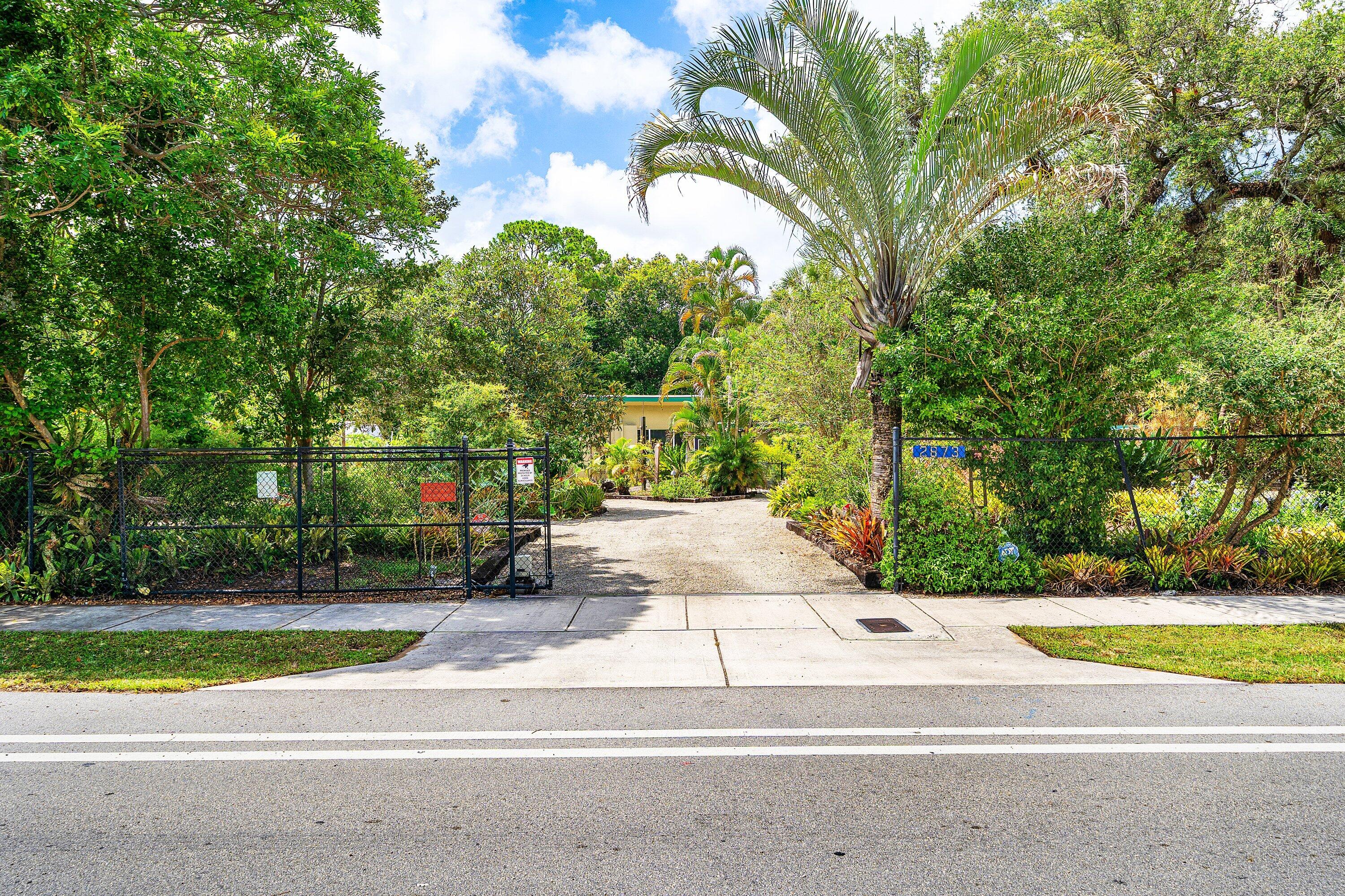 2873 Riverland Road Property Photo 8