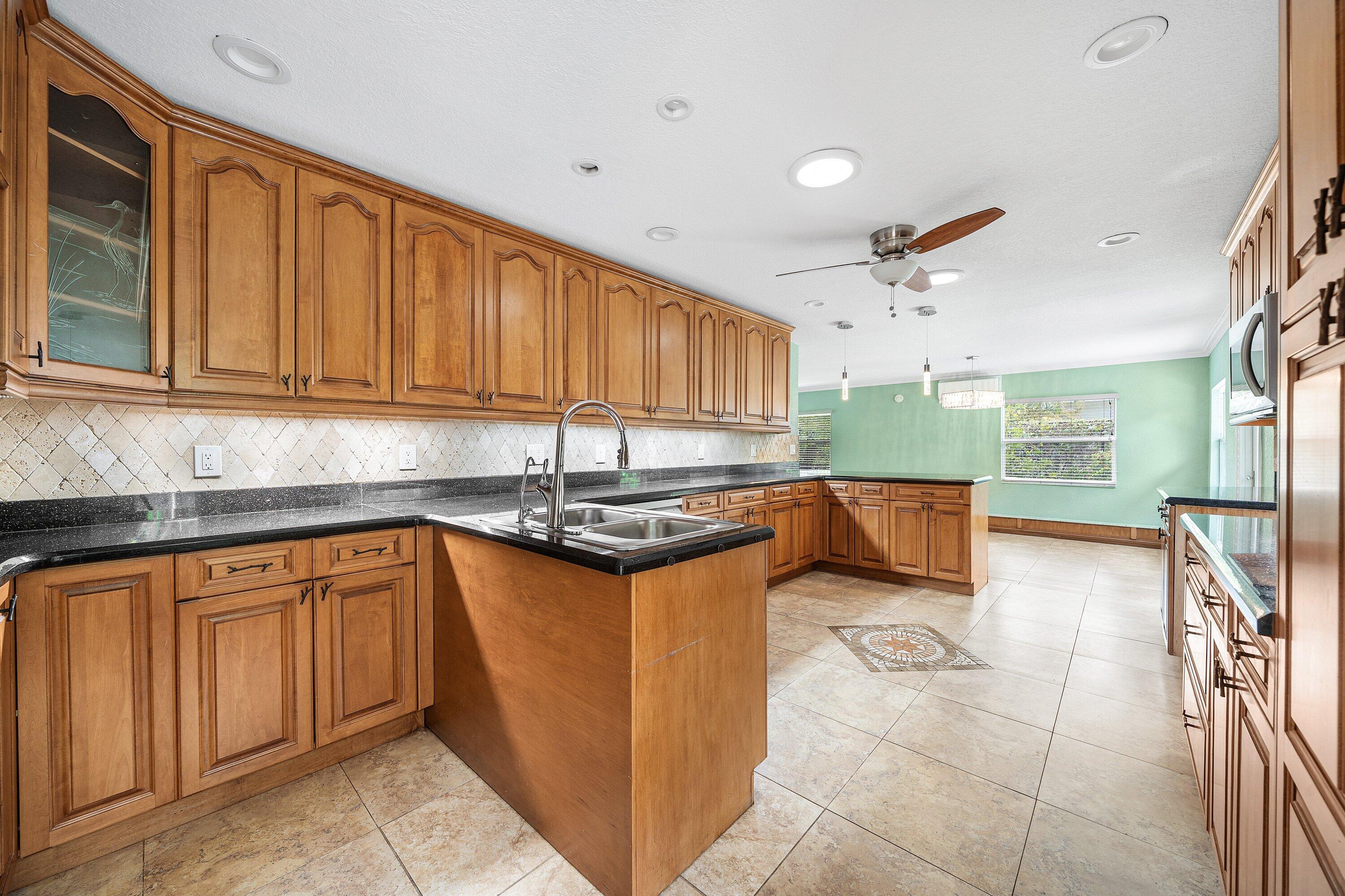 2873 Riverland Road Property Photo 22