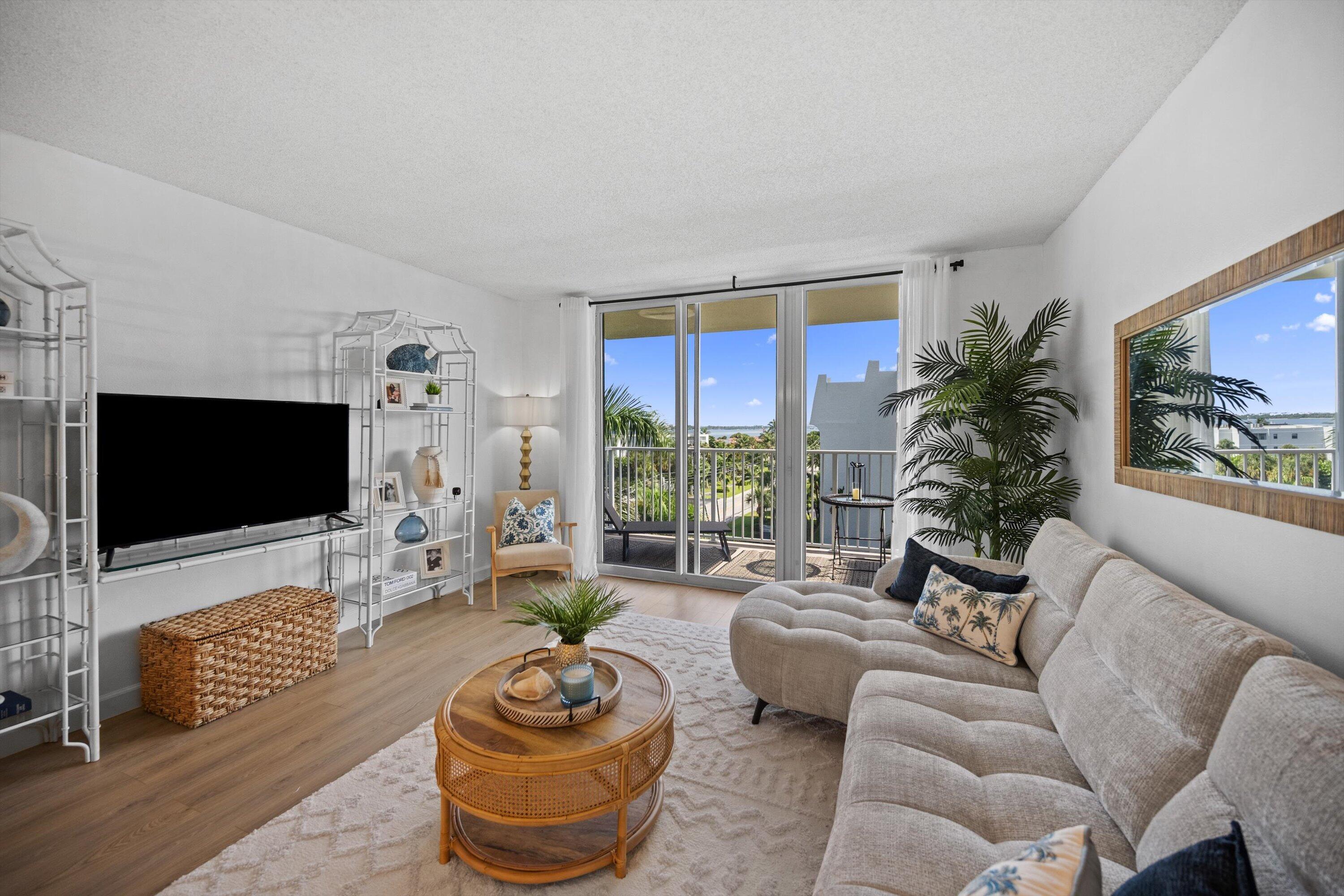 3540 S Ocean Boulevard 612 Property Photo 6