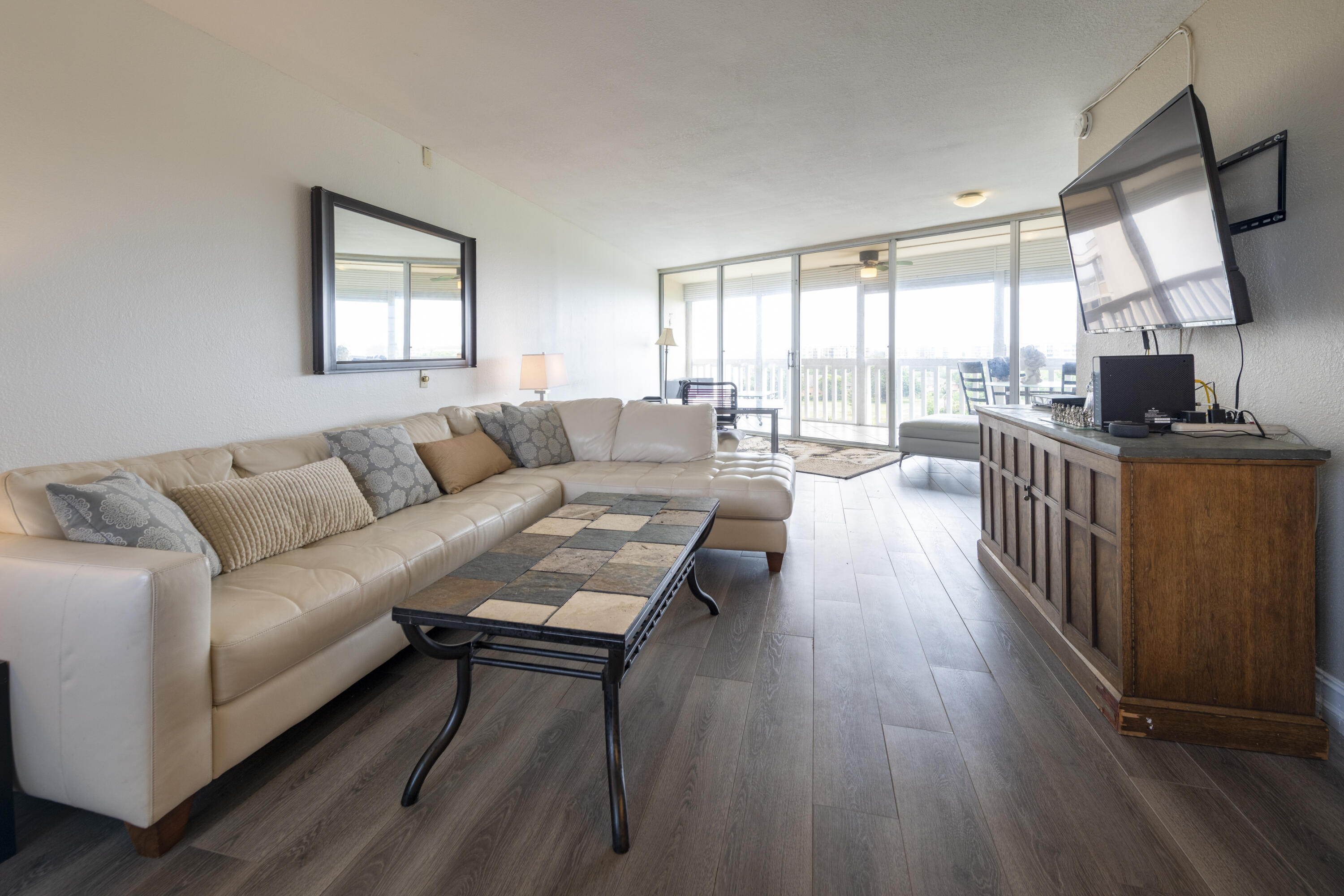 6911 Environ Boulevard 8G Property Photo 1