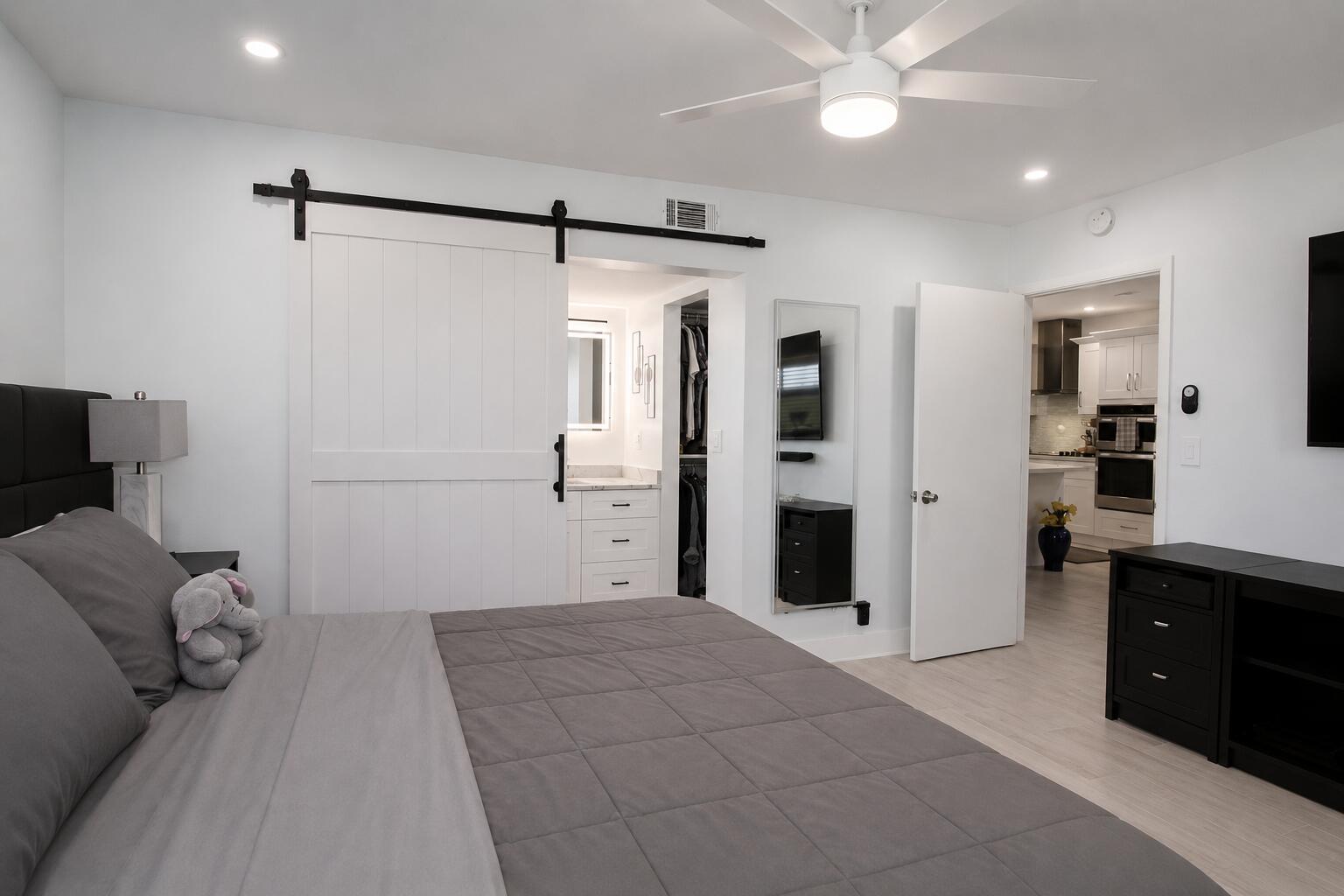 7787 Golf Cir Drive 301 Property Photo 10