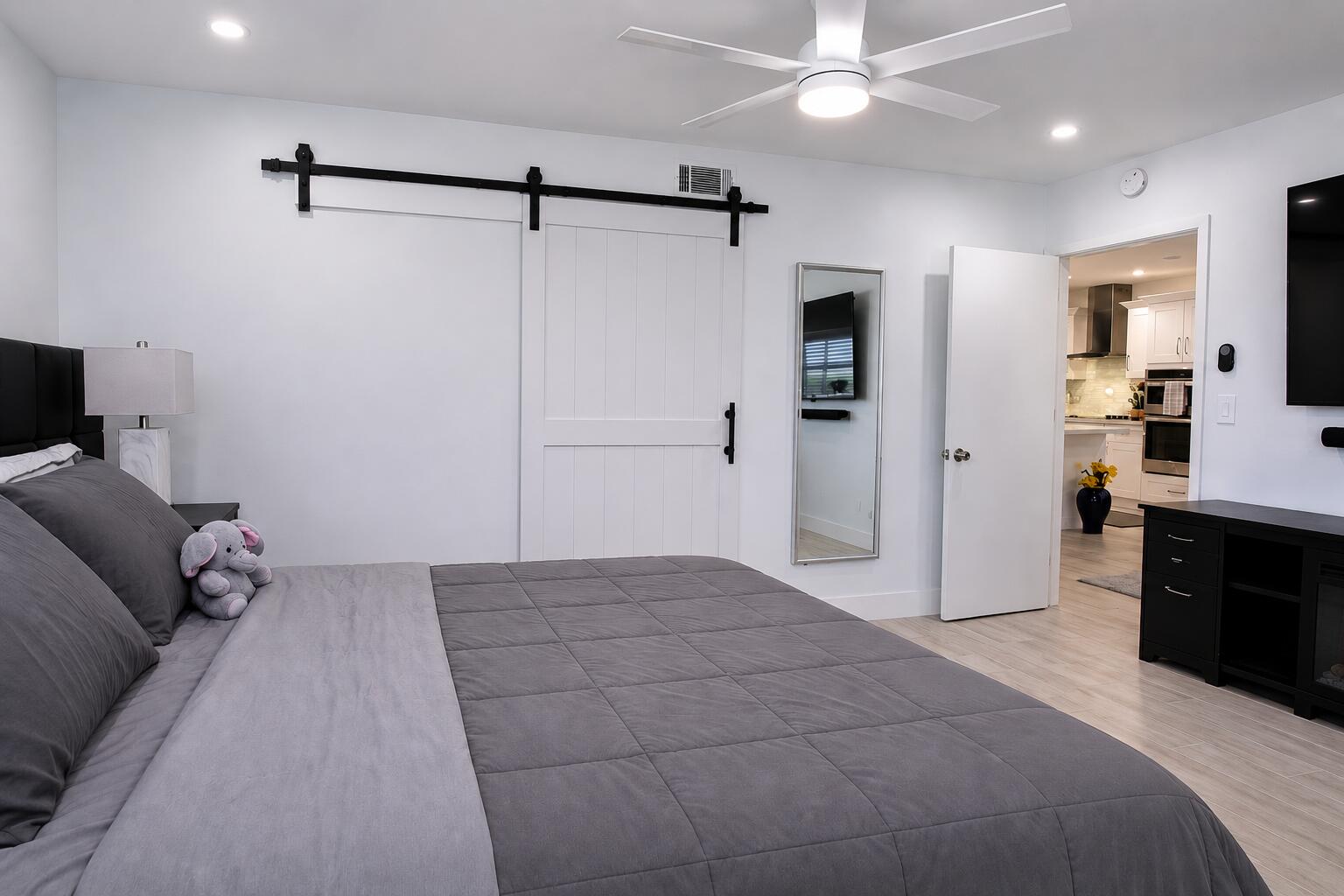 7787 Golf Cir Drive 301 Property Photo 11