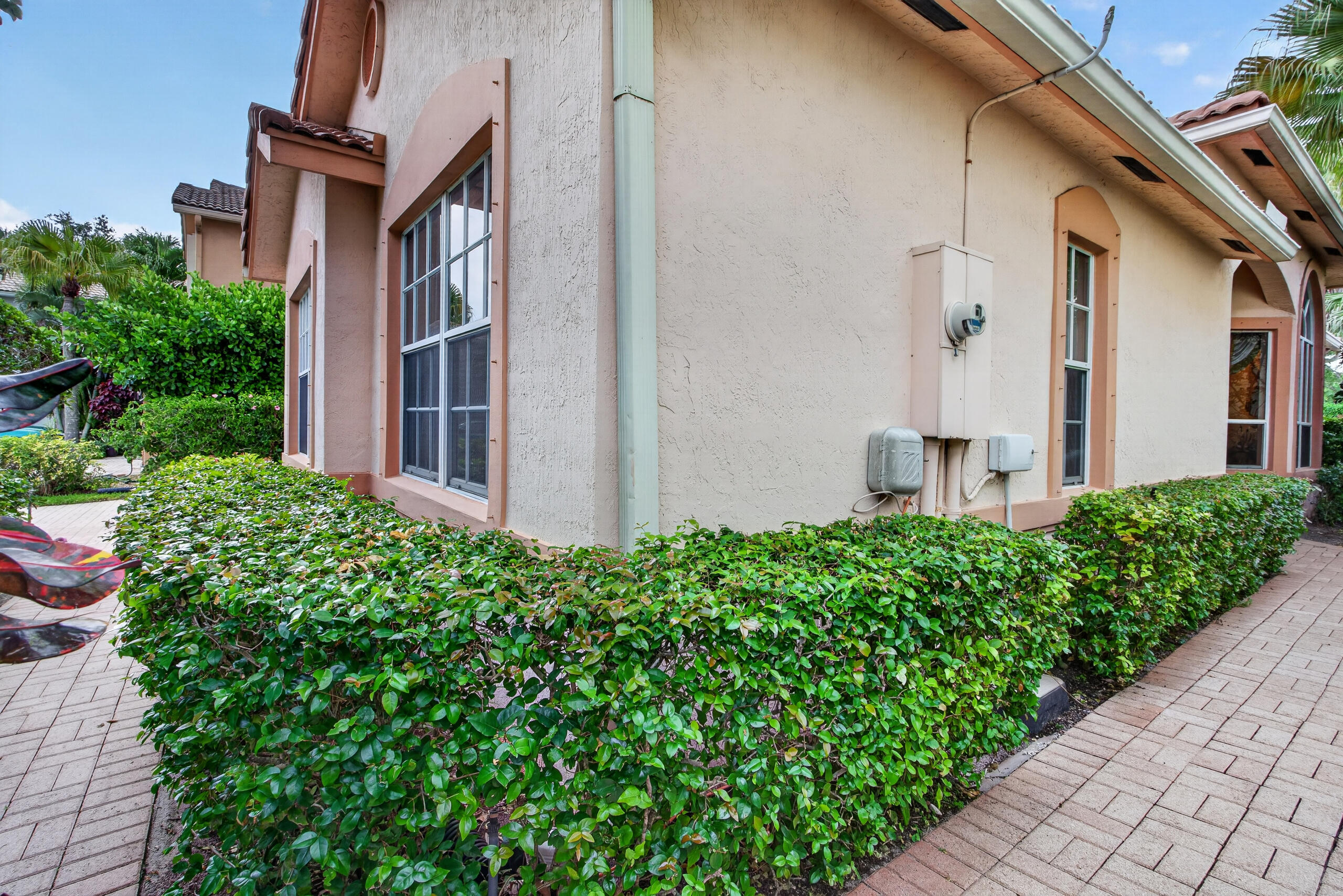 4889 N Classical Boulevard Property Photo 18