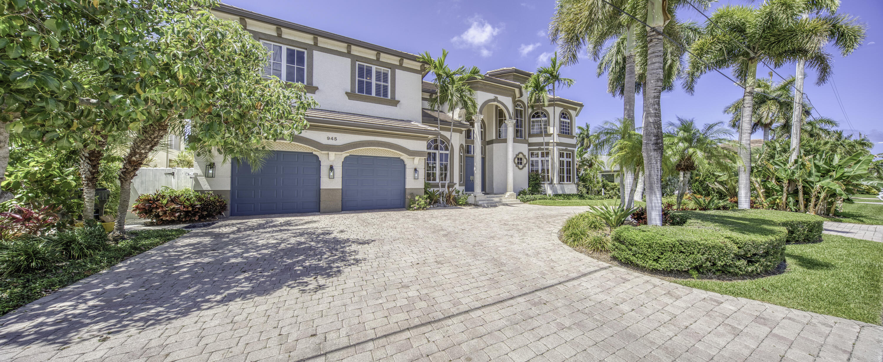 945 Cypress Drive Property Photo 3