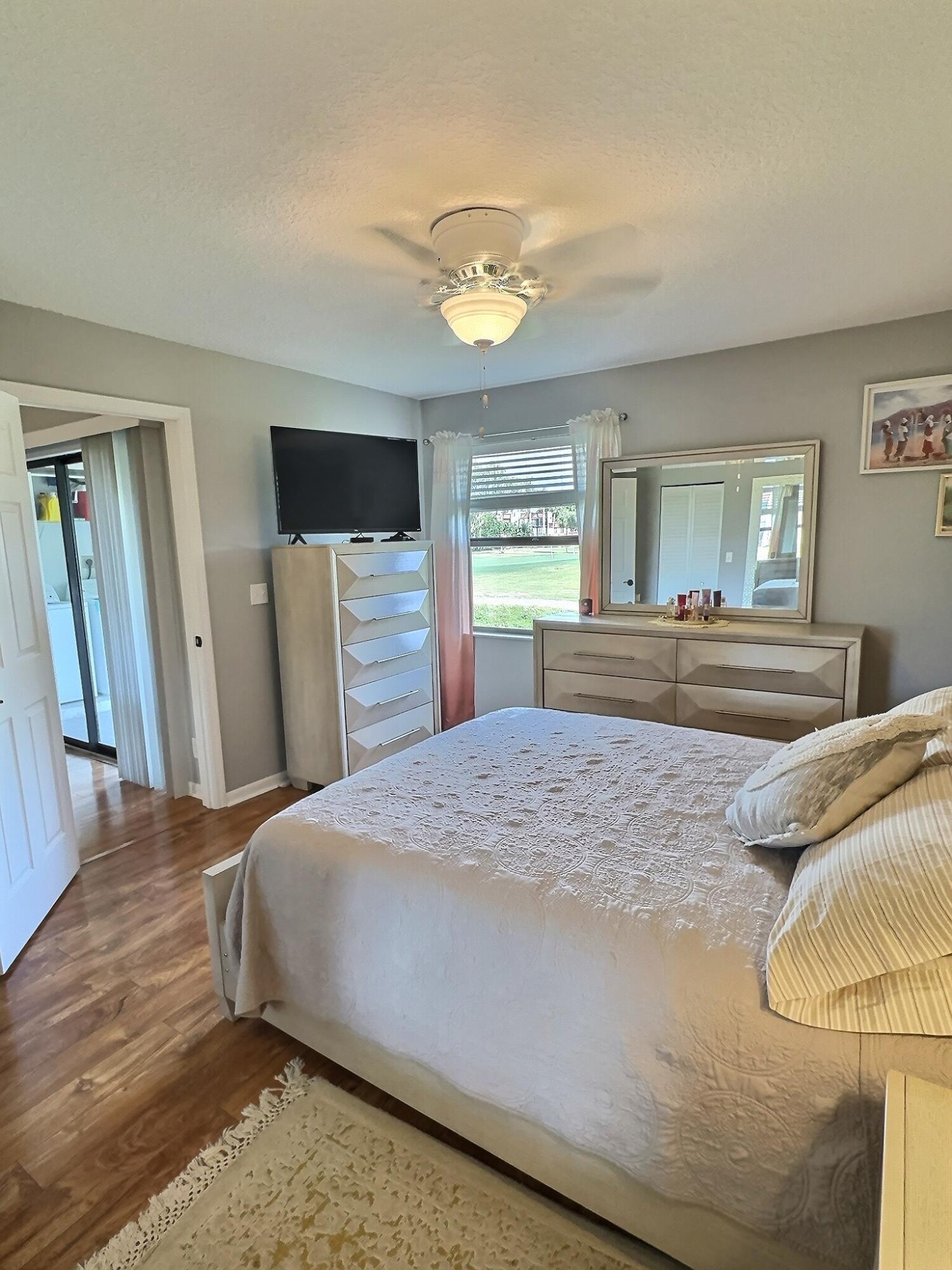 4682 E Lucerne Lakes Blvd Boulevard E 202 Property Photo 7