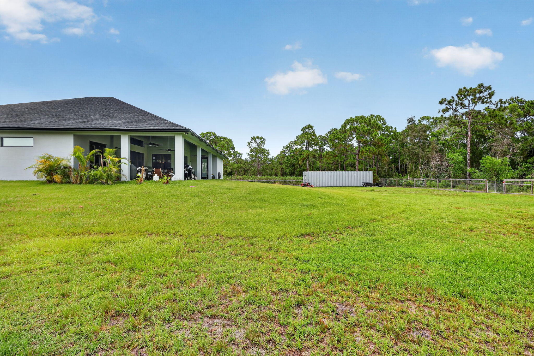 2643 Dyer Road Property Photo 72