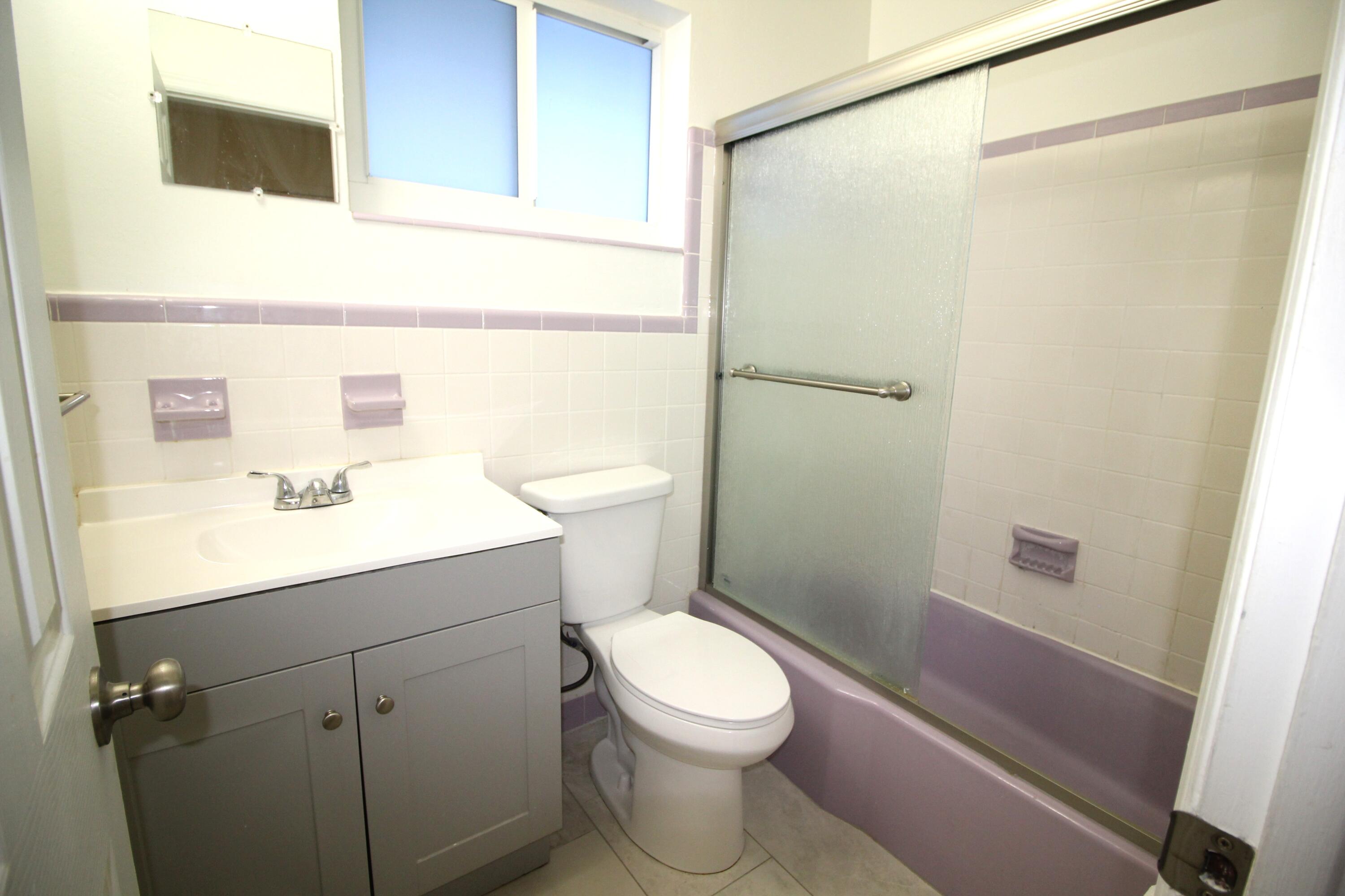 4440 Bougainvilla Drive 4b Property Photo 6