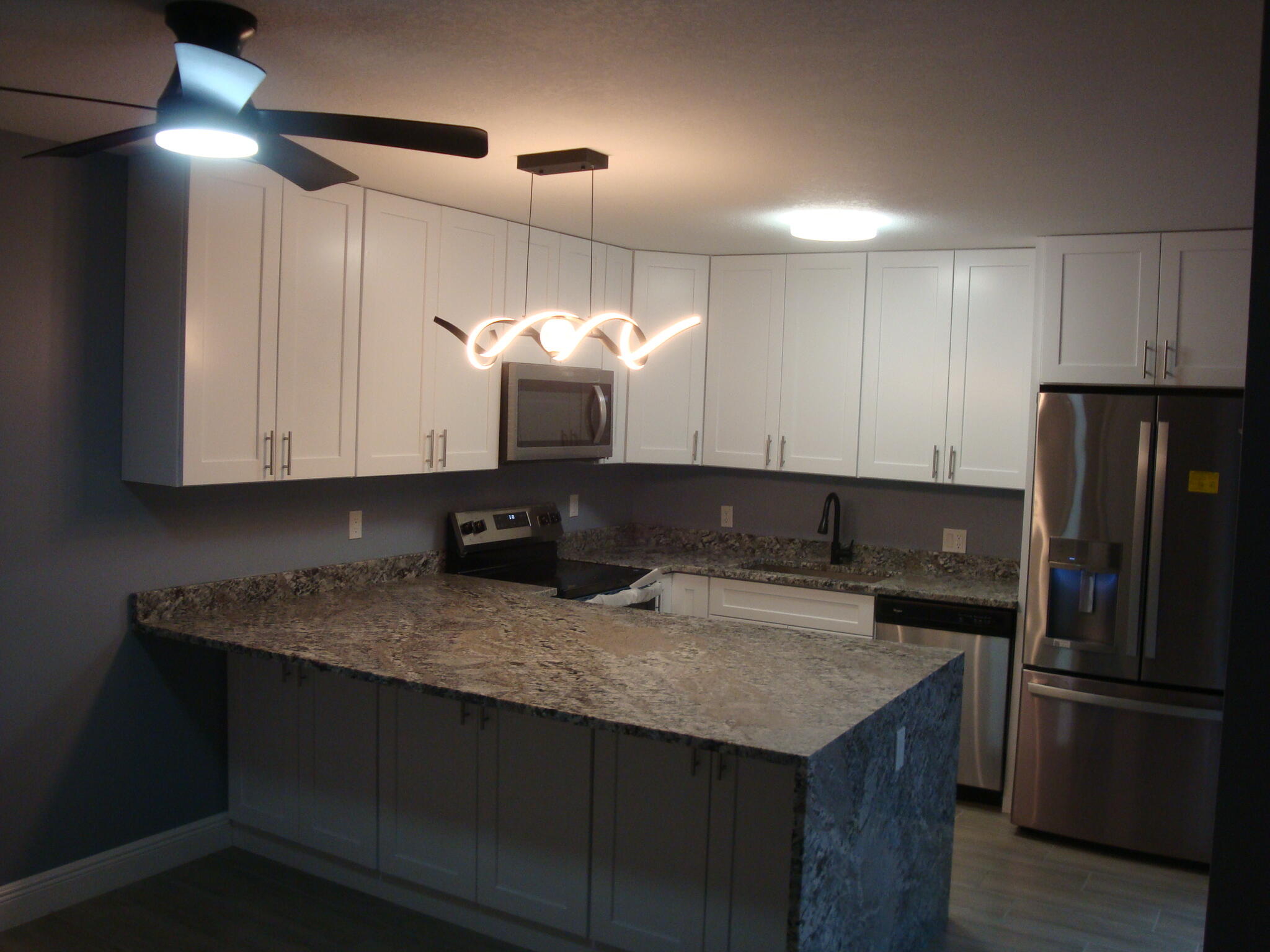 719 7th Lane Property Photo 17