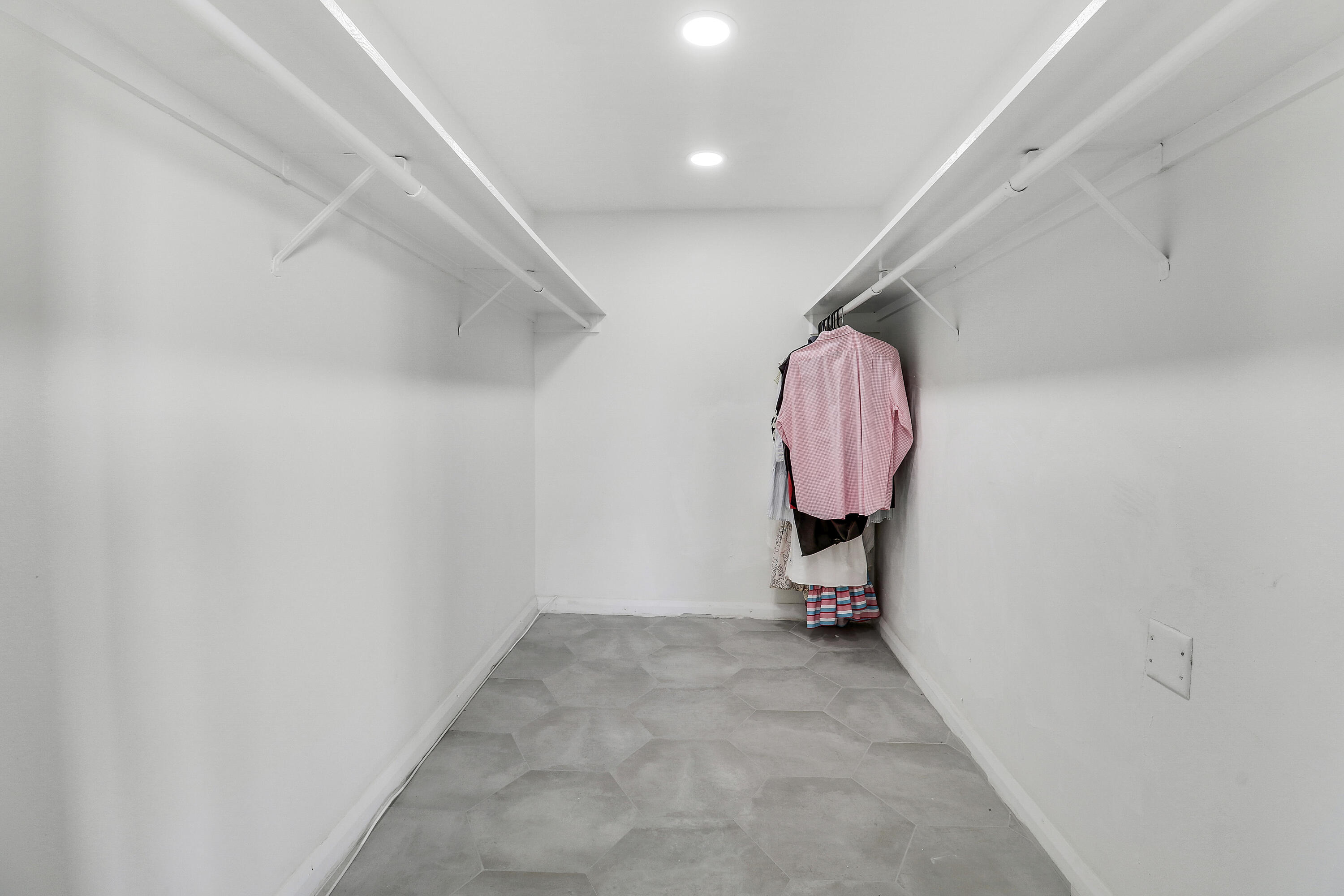 5400 N Ocean Drive 1b Property Photo 11