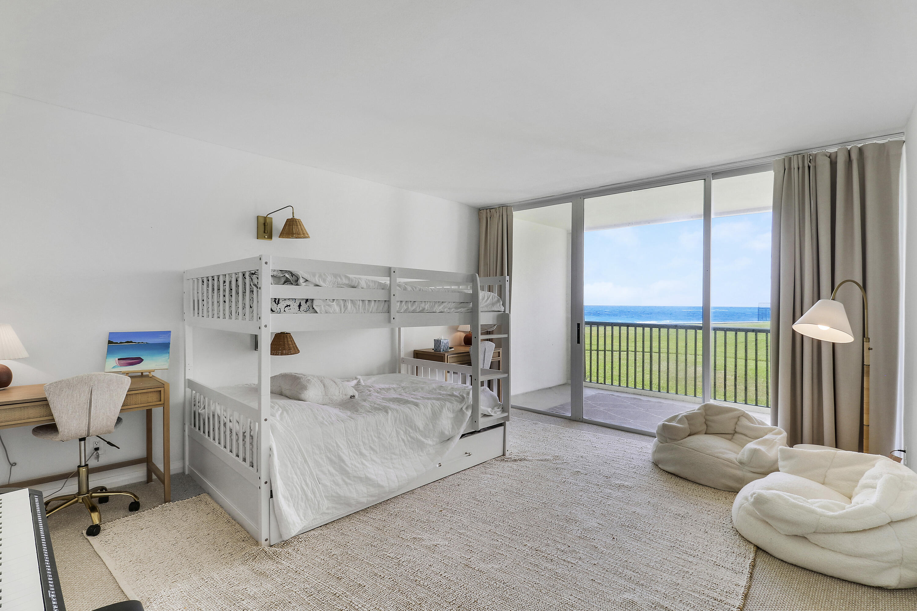 5400 N Ocean Drive 1b Property Photo 17