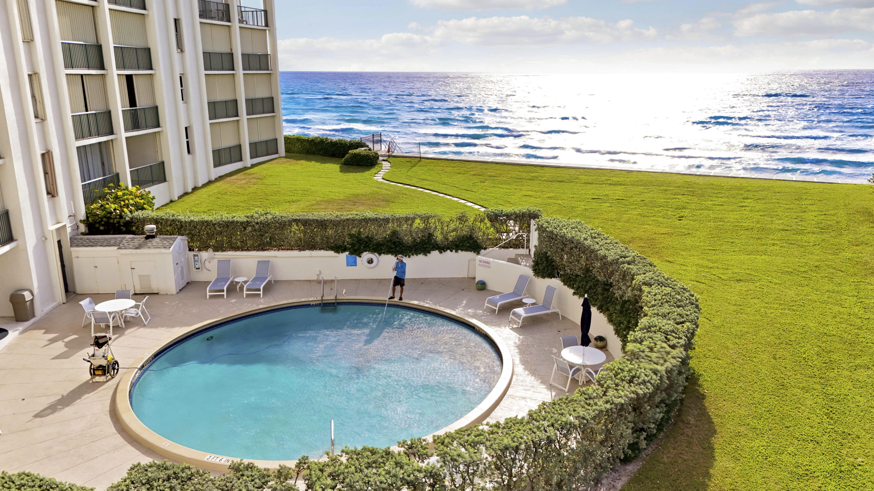 5400 N Ocean Drive 1b Property Photo 25