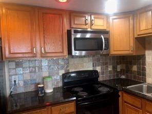4174 Inverrary Drive 907 Property Photo 34