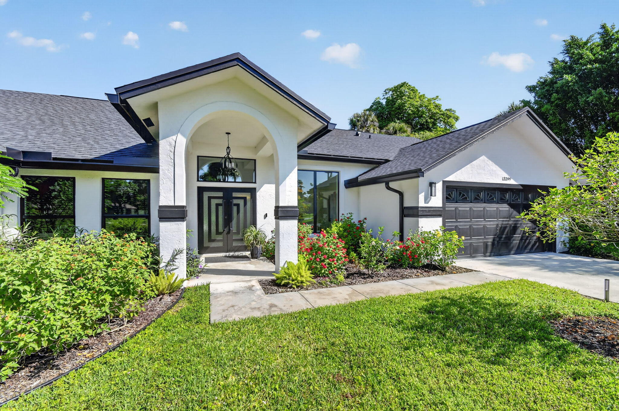 13399 Doubletree Circle Property Photo 3