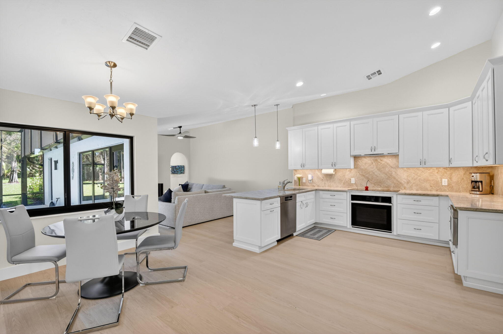 13399 Doubletree Circle Property Photo 13