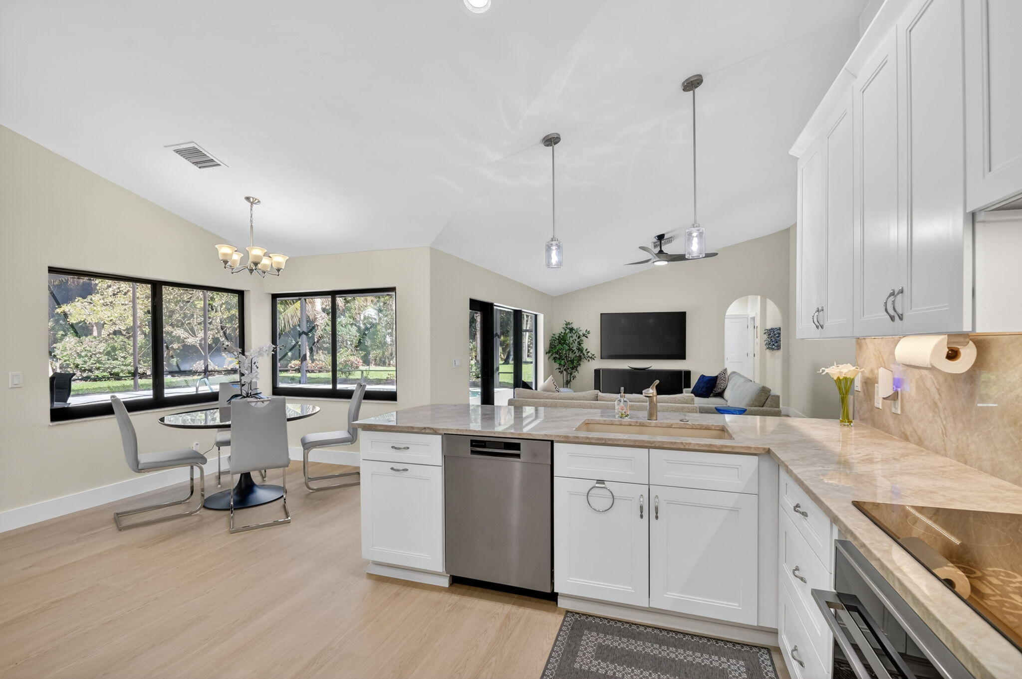 13399 Doubletree Circle Property Photo 17
