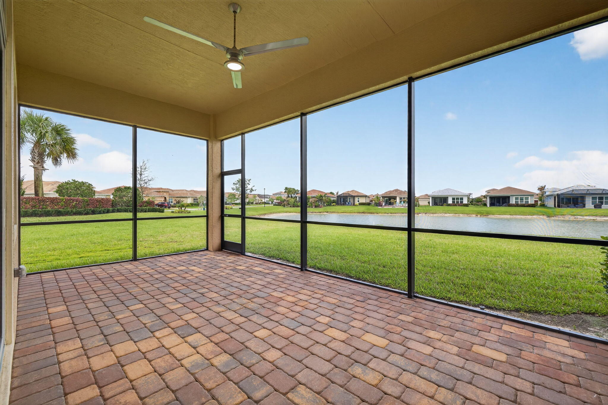 9318 Sw Miracoli Way Property Photo 40