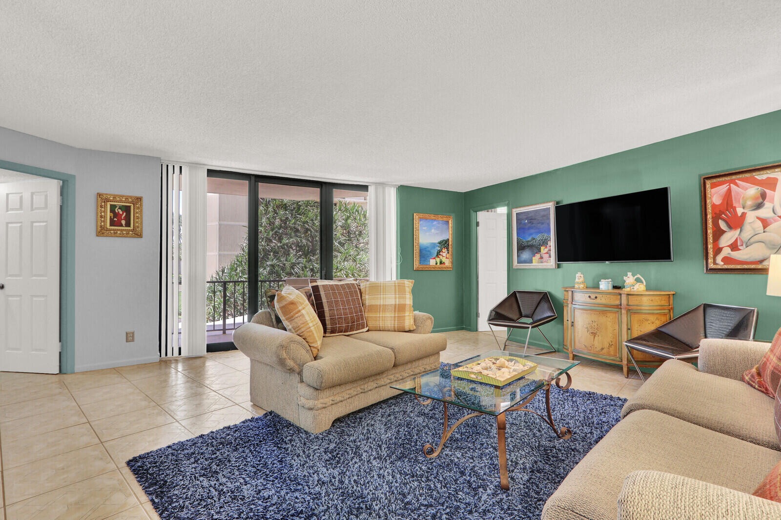2800 N Ocean Drive A-2b Property Photo 3