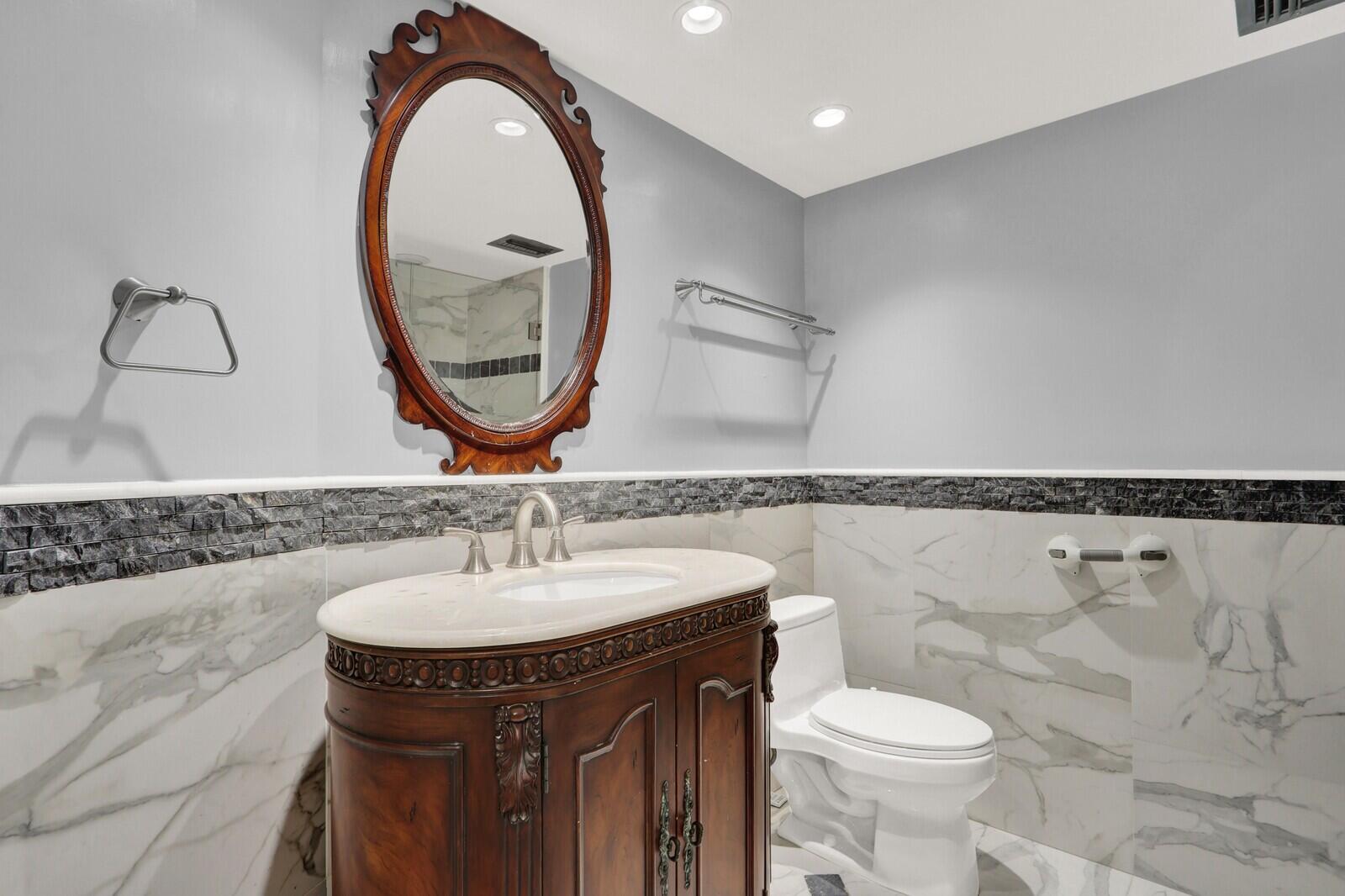 2800 N Ocean Drive A-2b Property Photo 16