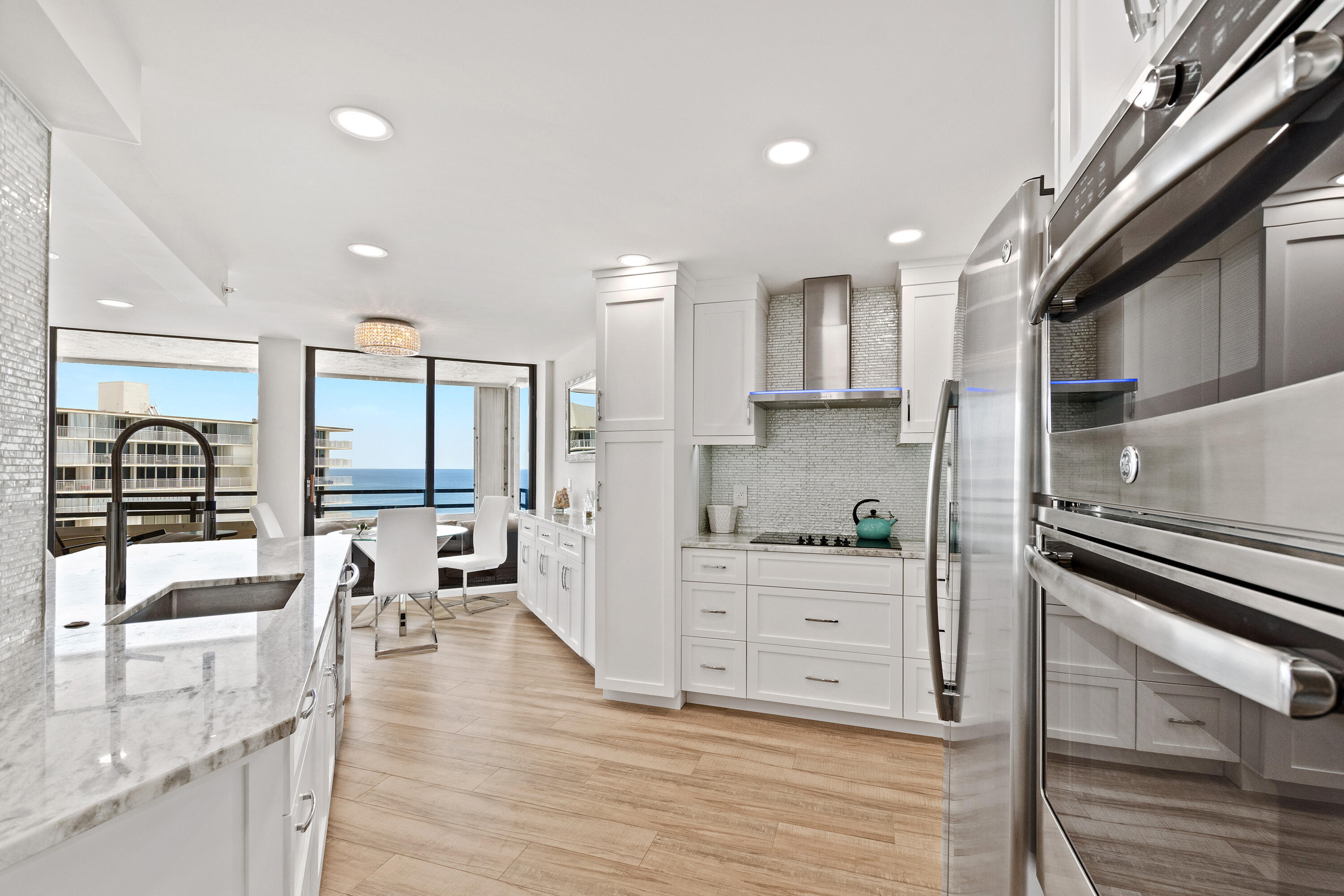 3560 S Ocean Boulevard 706 Property Photo 8