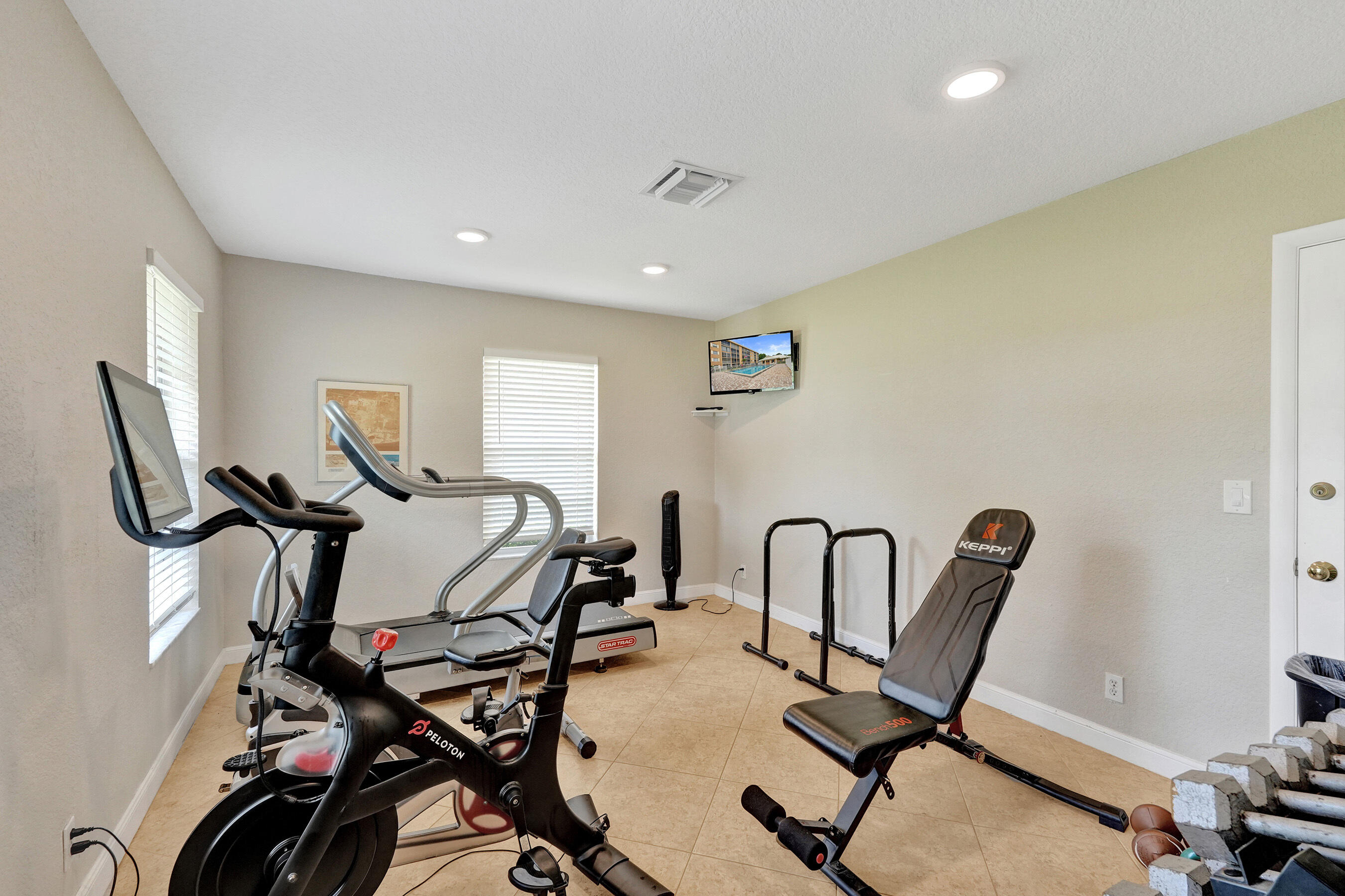 304 Golfview Road 304 Property Photo 25