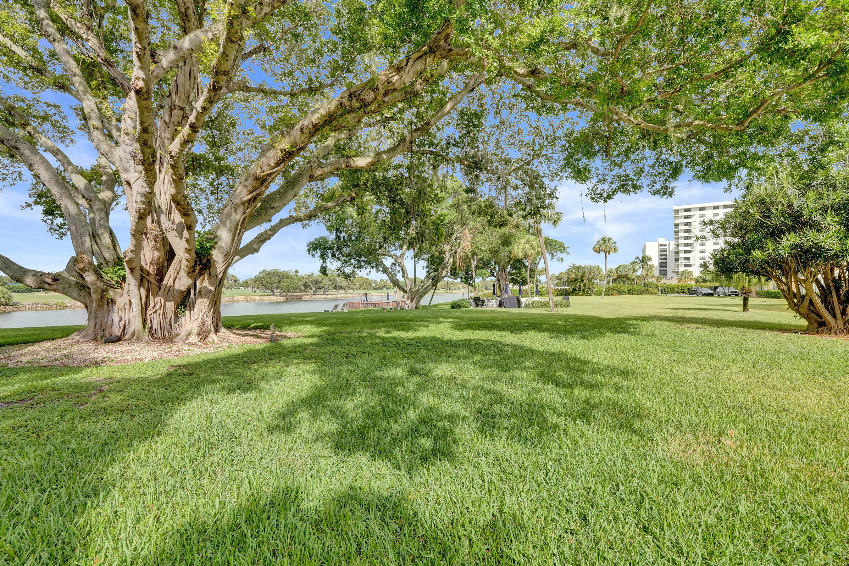 304 Golfview Road 304 Property Photo 29