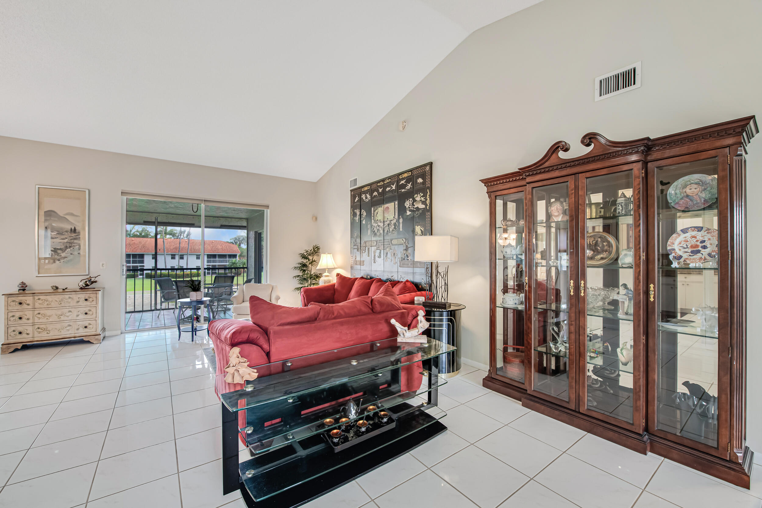 7384 Lake Meadow Way 201 Property Photo 9