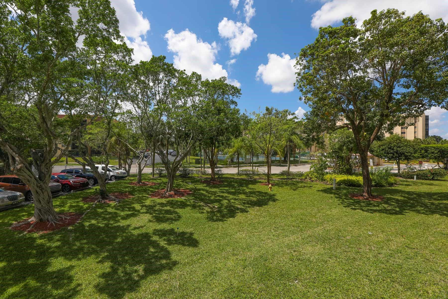 7081 Environ Boulevard 143 Property Photo 29