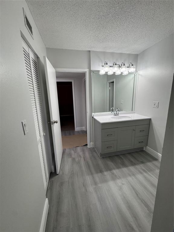 2960 Riverside Drive 312-2 Property Photo 12
