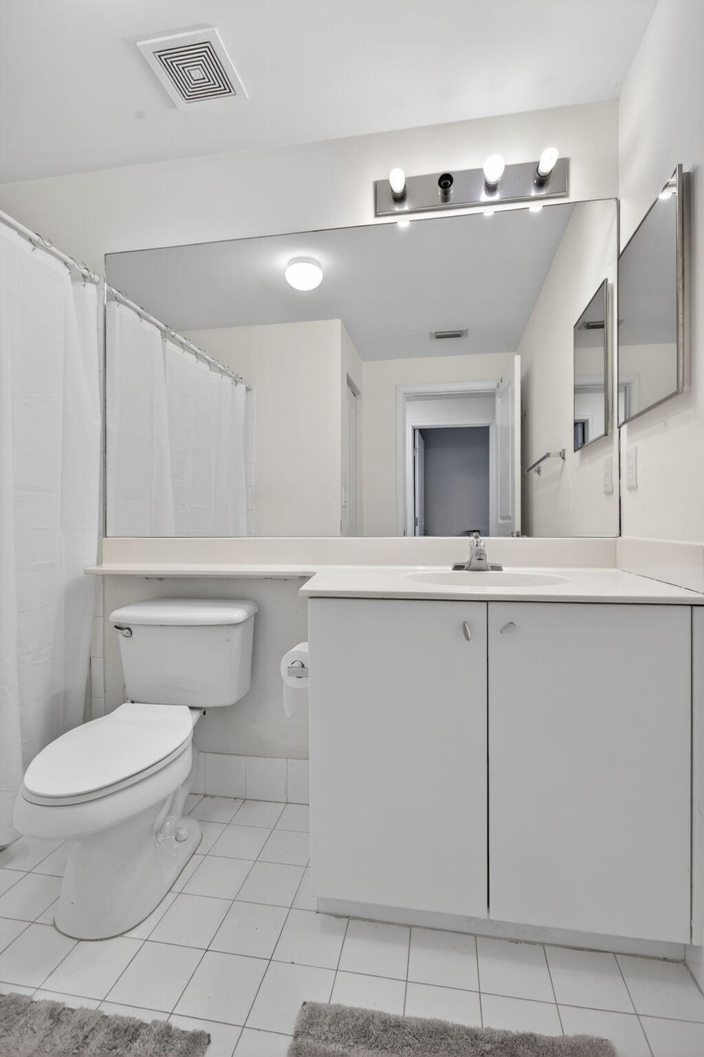 5880 W Sample Road 206 Property Photo 15