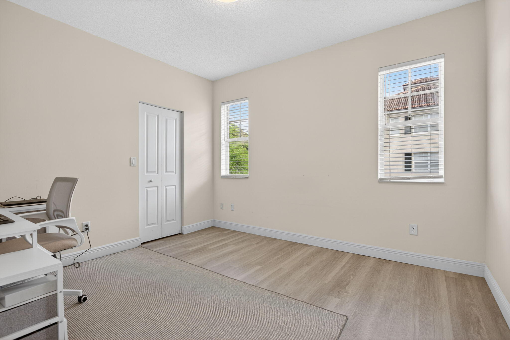 5880 W Sample Road 206 Property Photo 16