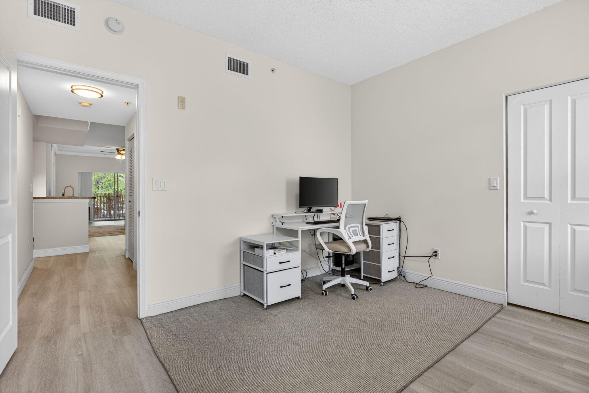 5880 W Sample Road 206 Property Photo 17