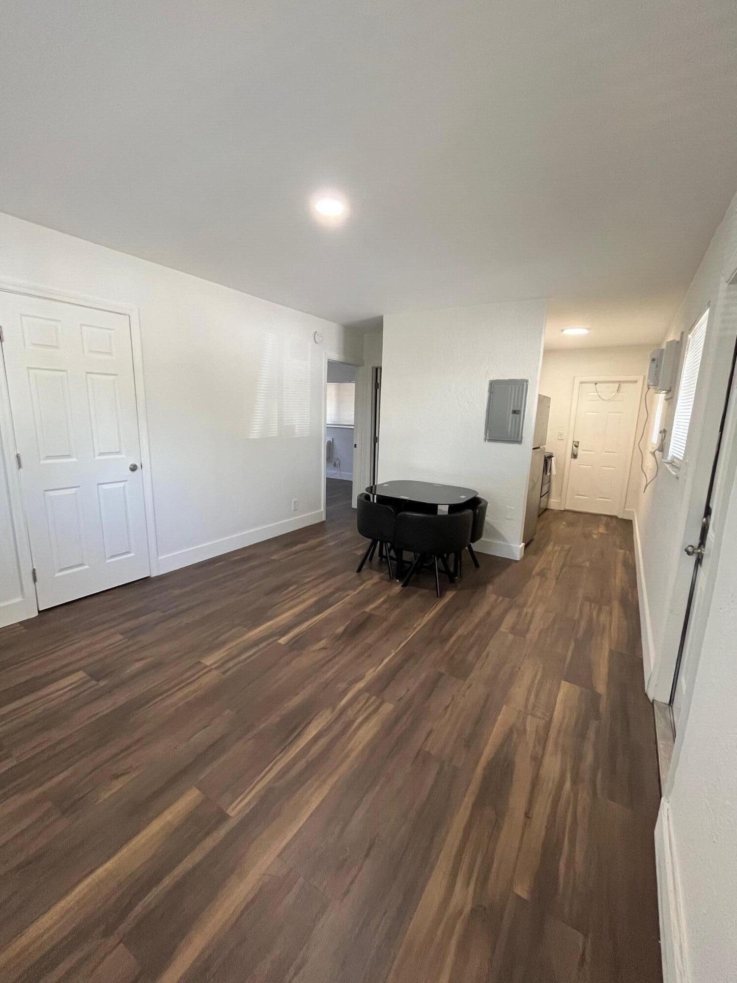 2300 NW 6th Street 2 Property Photo 1