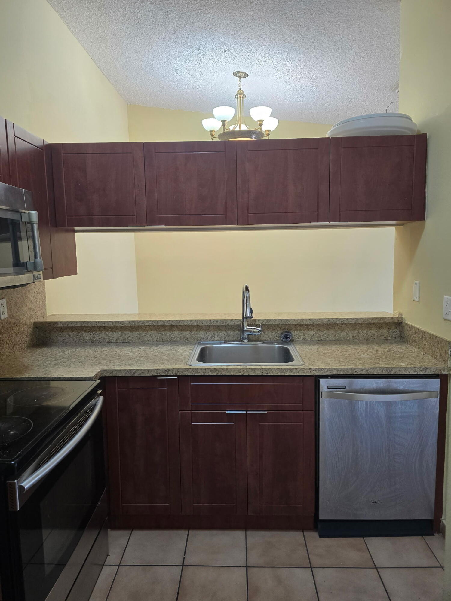 18310 Mediterranean Boulevard 6-24 Property Photo 14