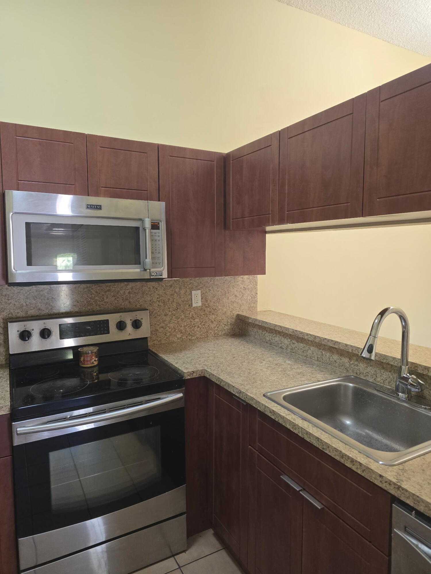 18310 Mediterranean Boulevard 6-24 Property Photo 15