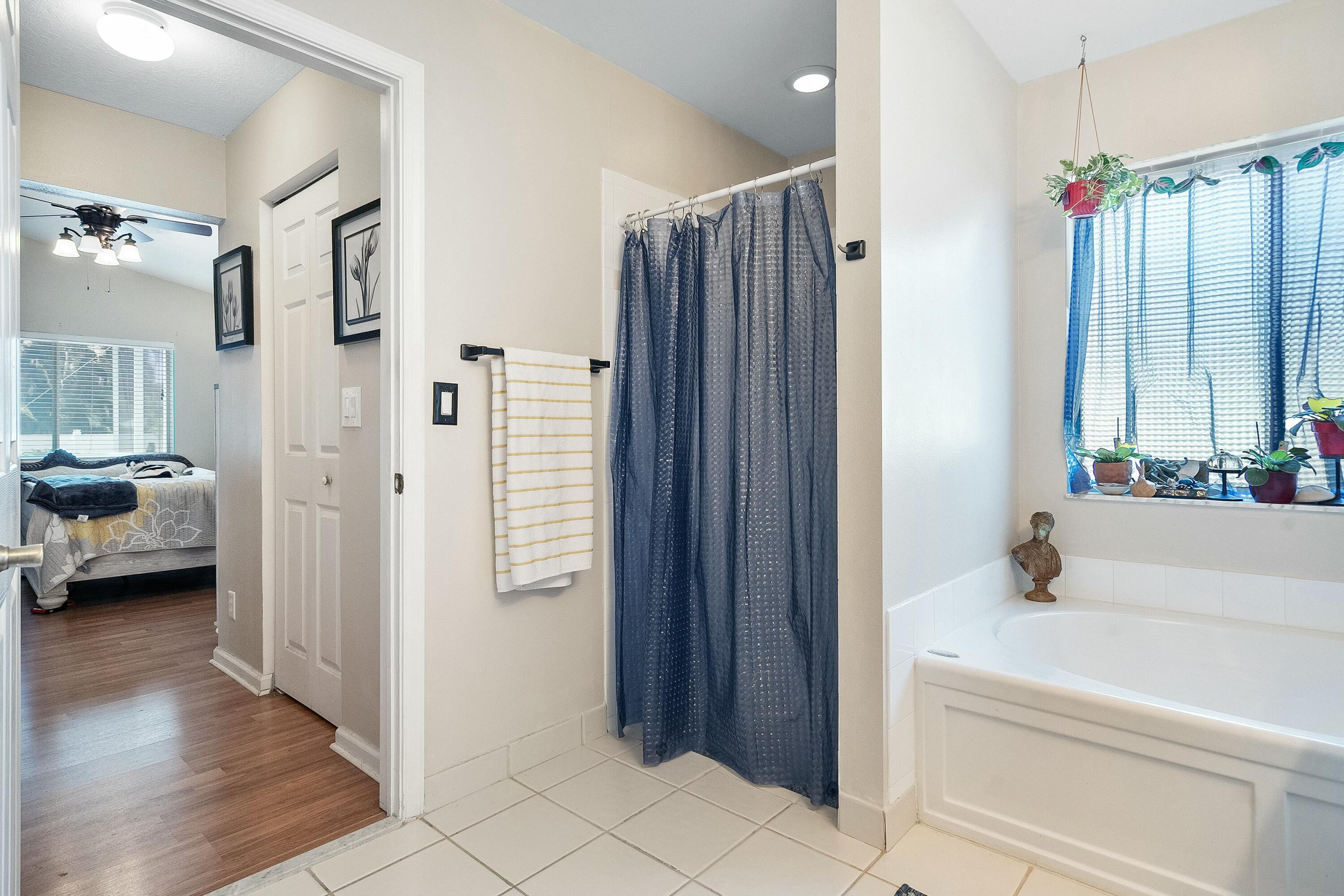 2480 Se Springtree Place Property Photo 20