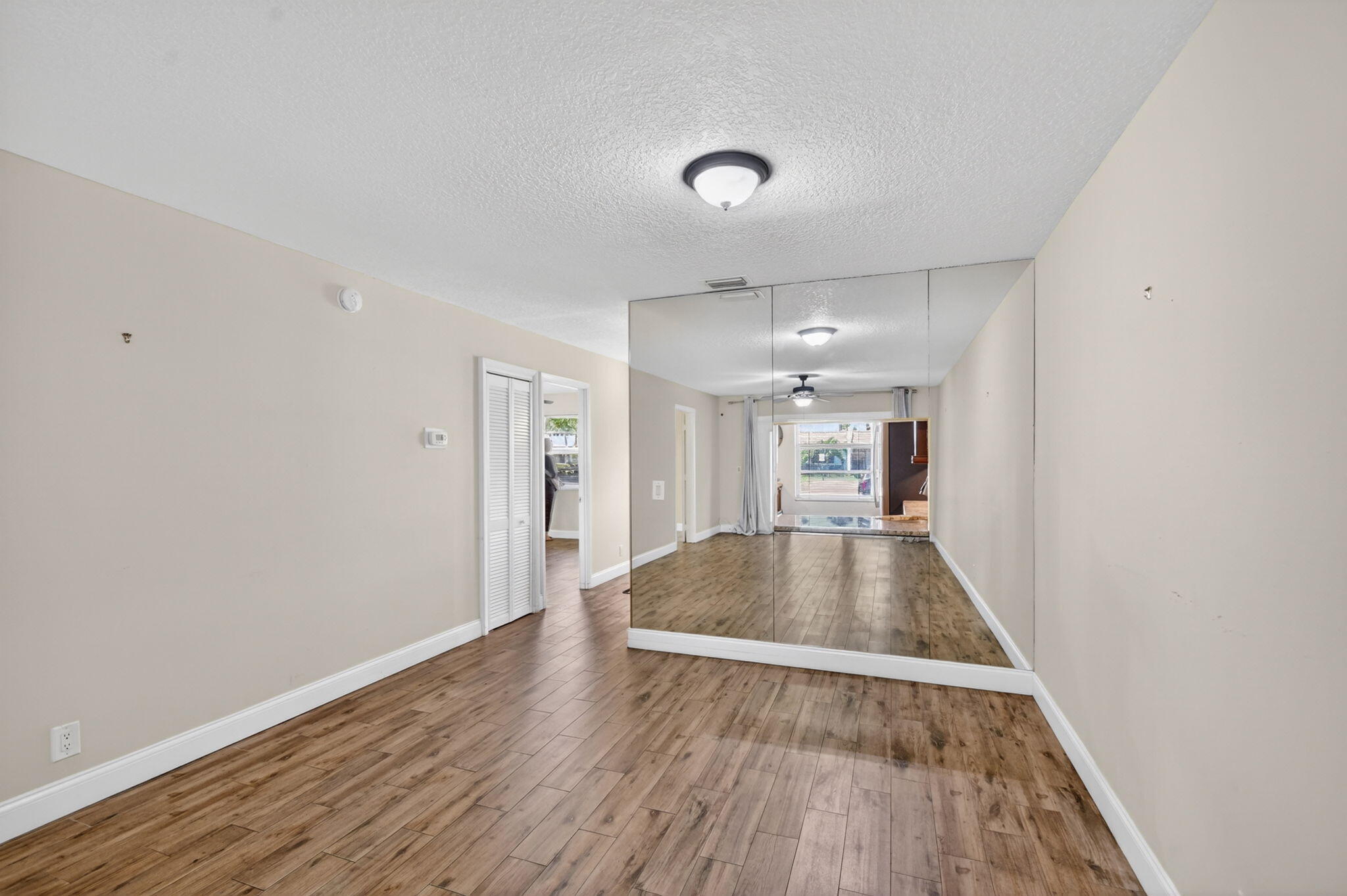 112 Lake Olive Drive Property Photo 14
