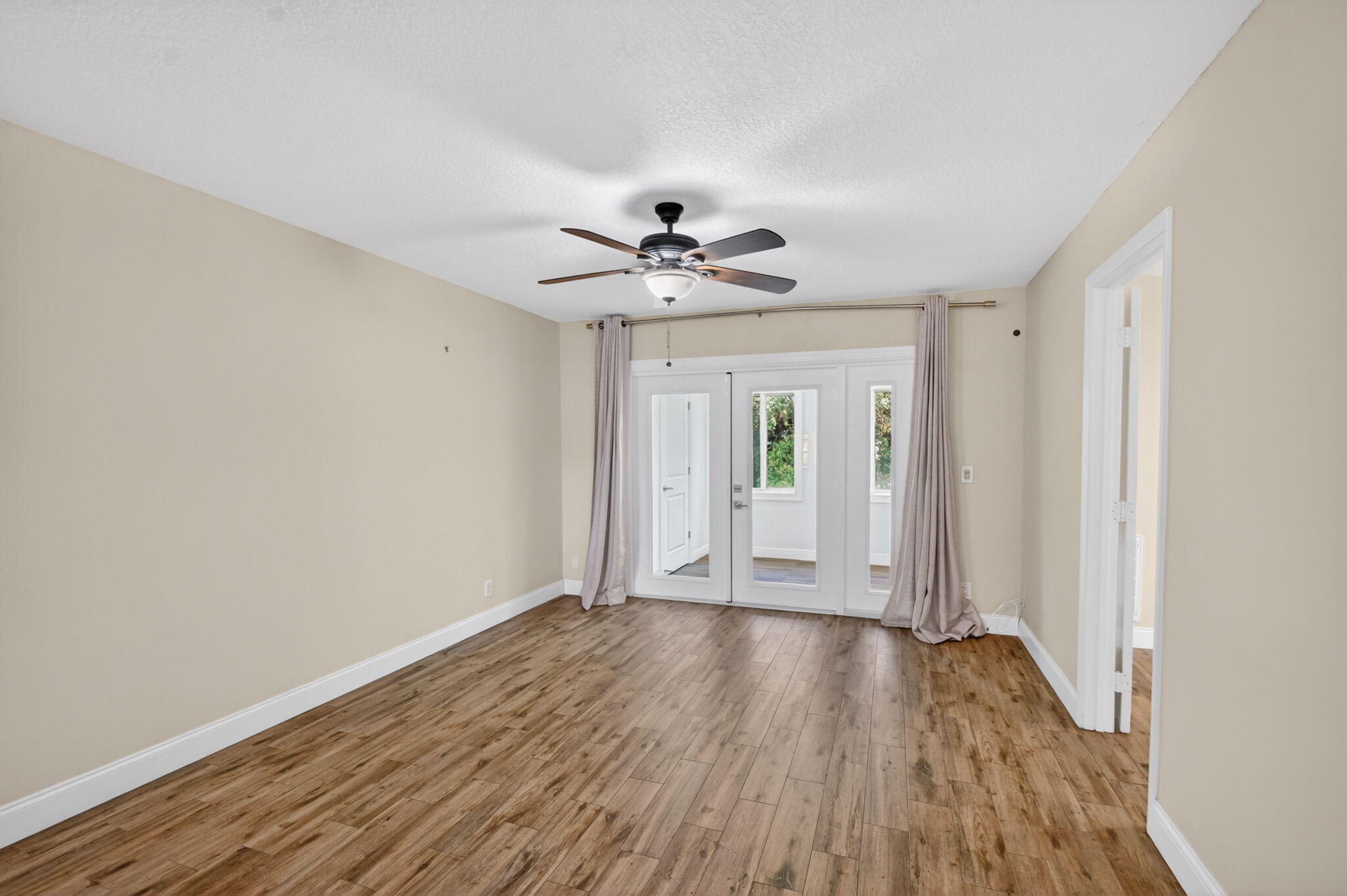 112 Lake Olive Drive Property Photo 16