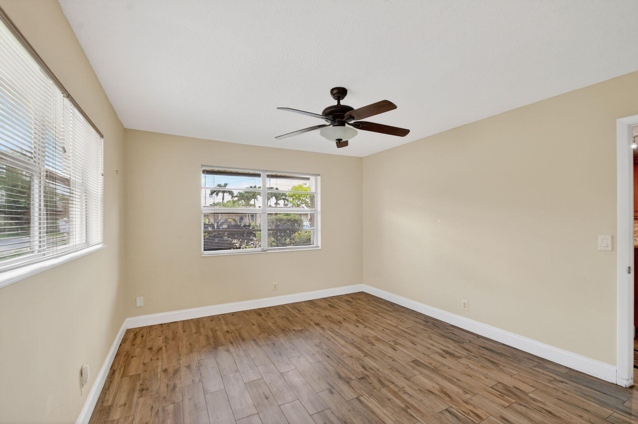 112 Lake Olive Drive Property Photo 25