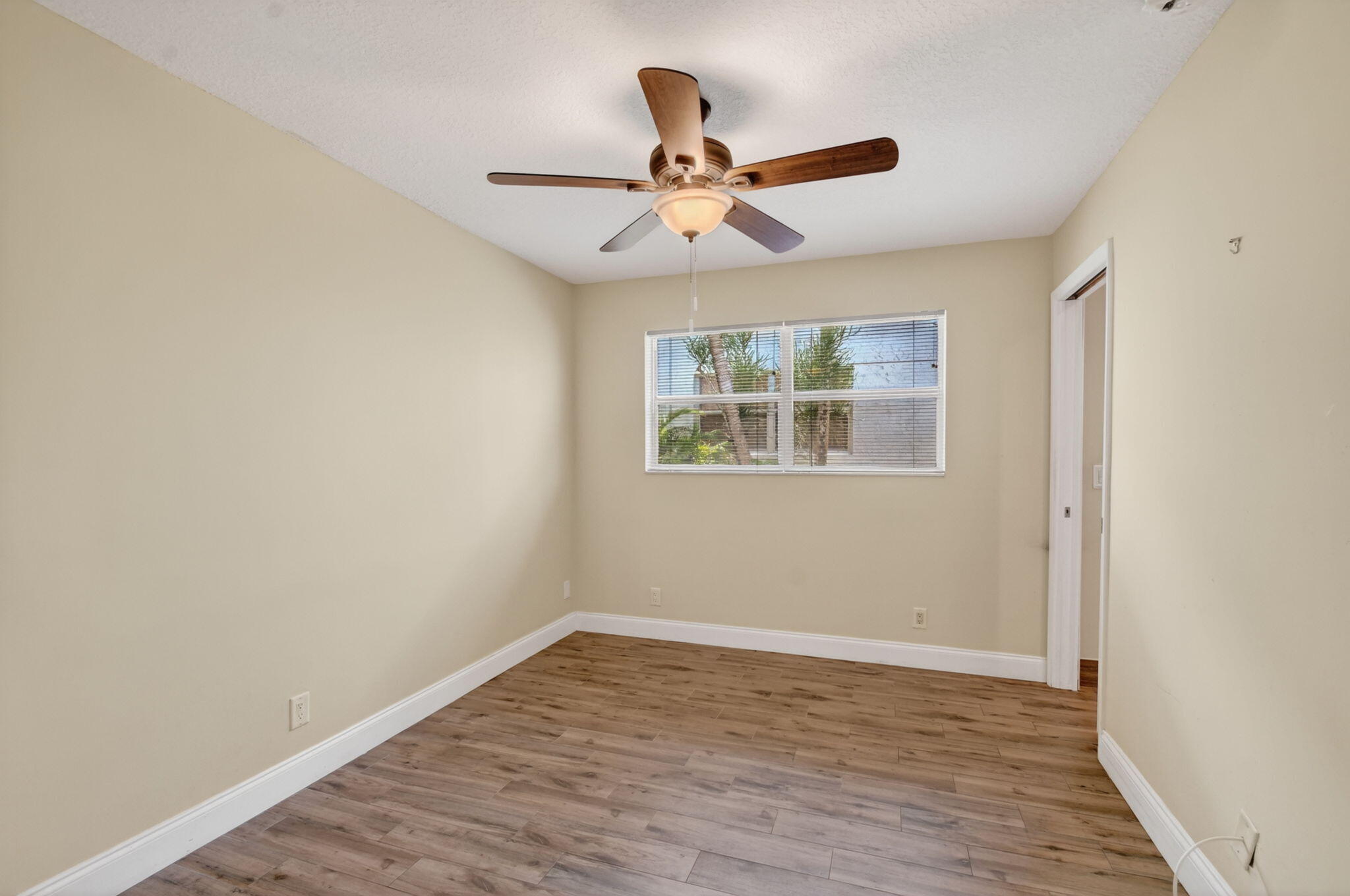 112 Lake Olive Drive Property Photo 32
