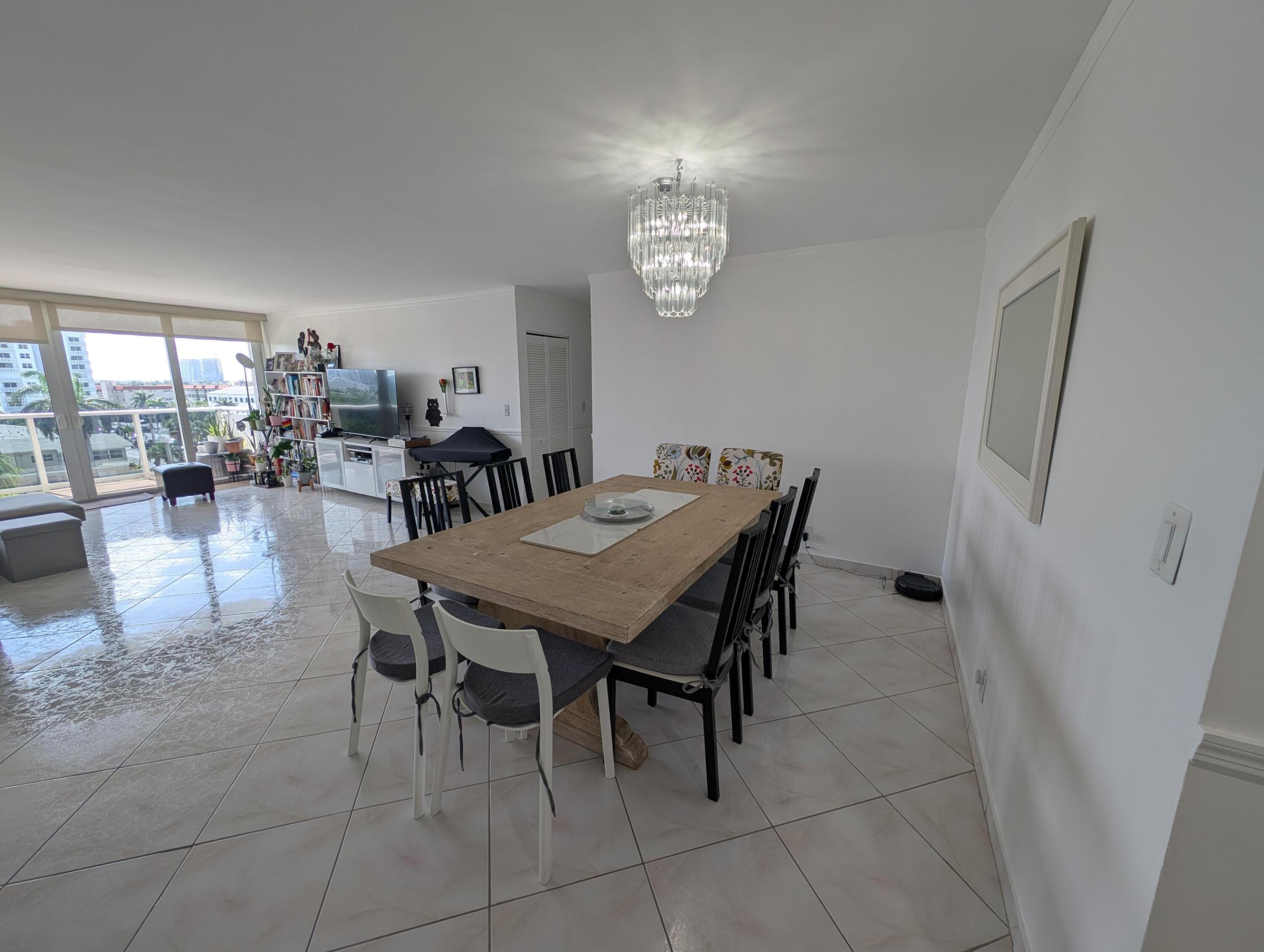 3140 S Ocean Drive 410 Property Photo 1