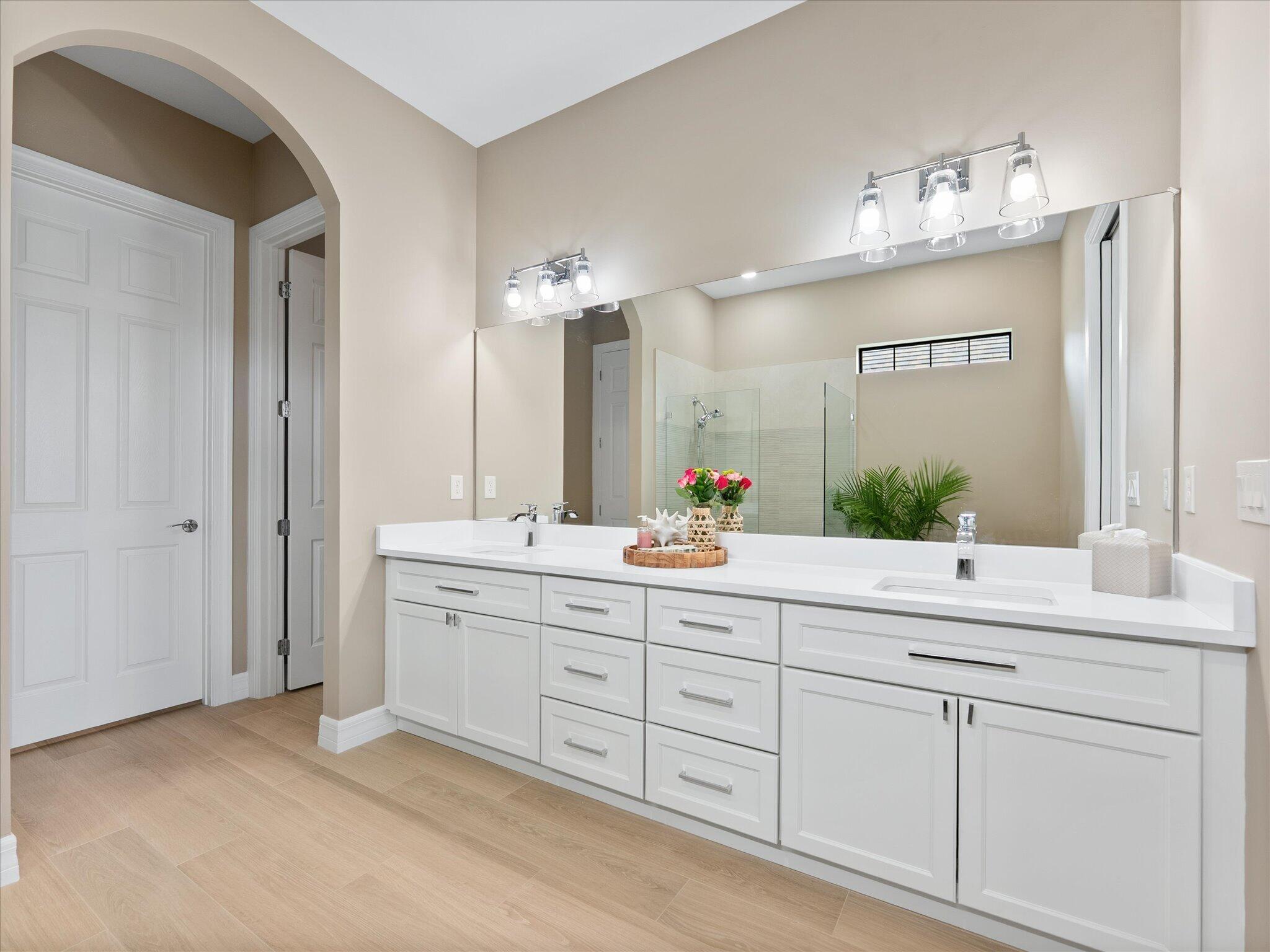 4452 Siena Circle Property Photo 14