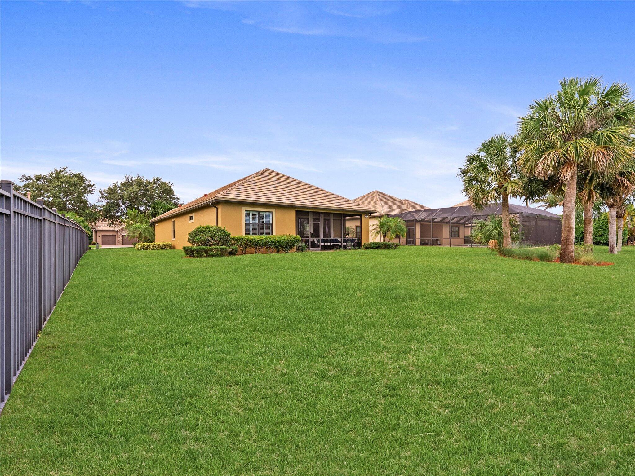 4452 Siena Circle Property Photo 32